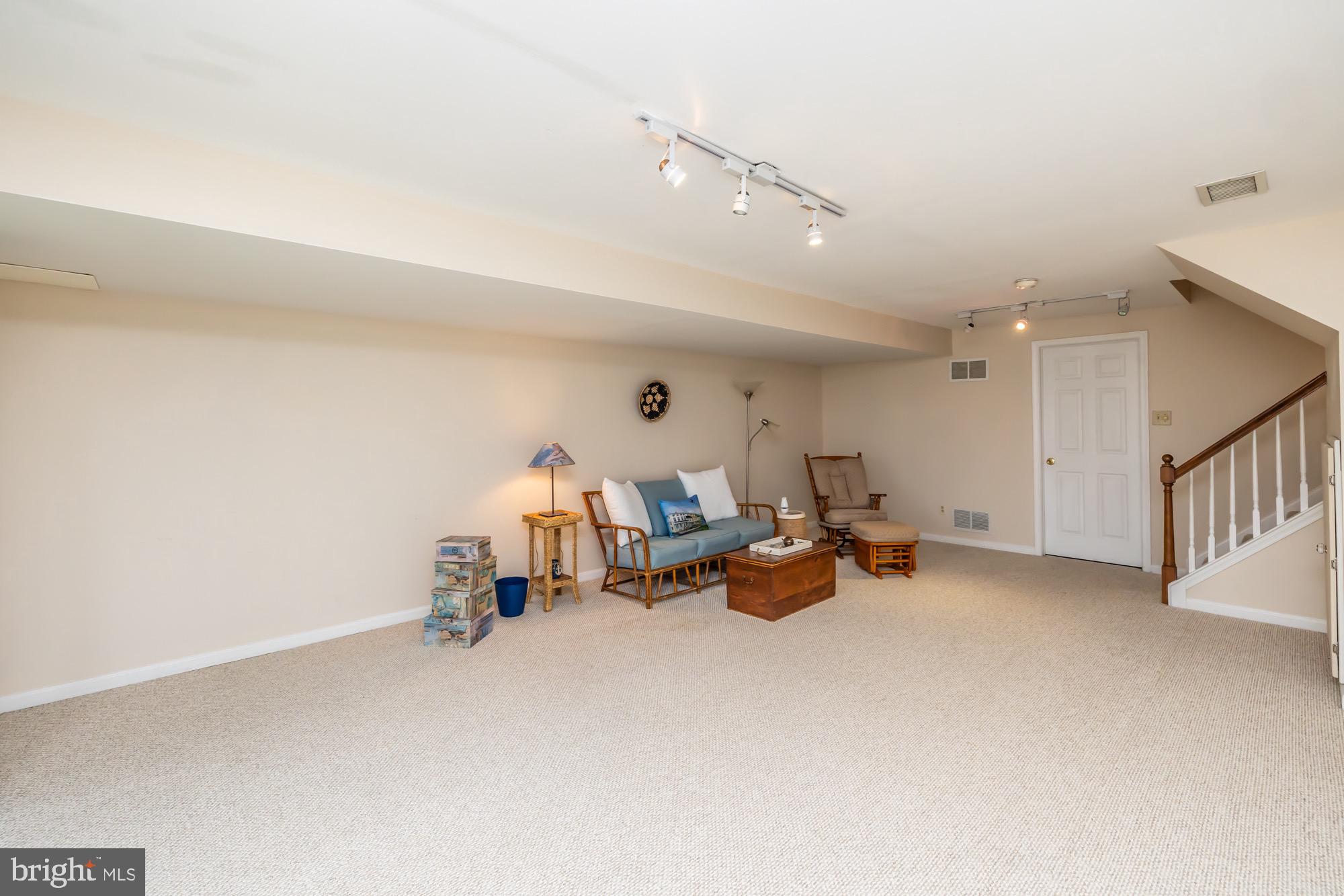 MARSH HARBOUR - Residential