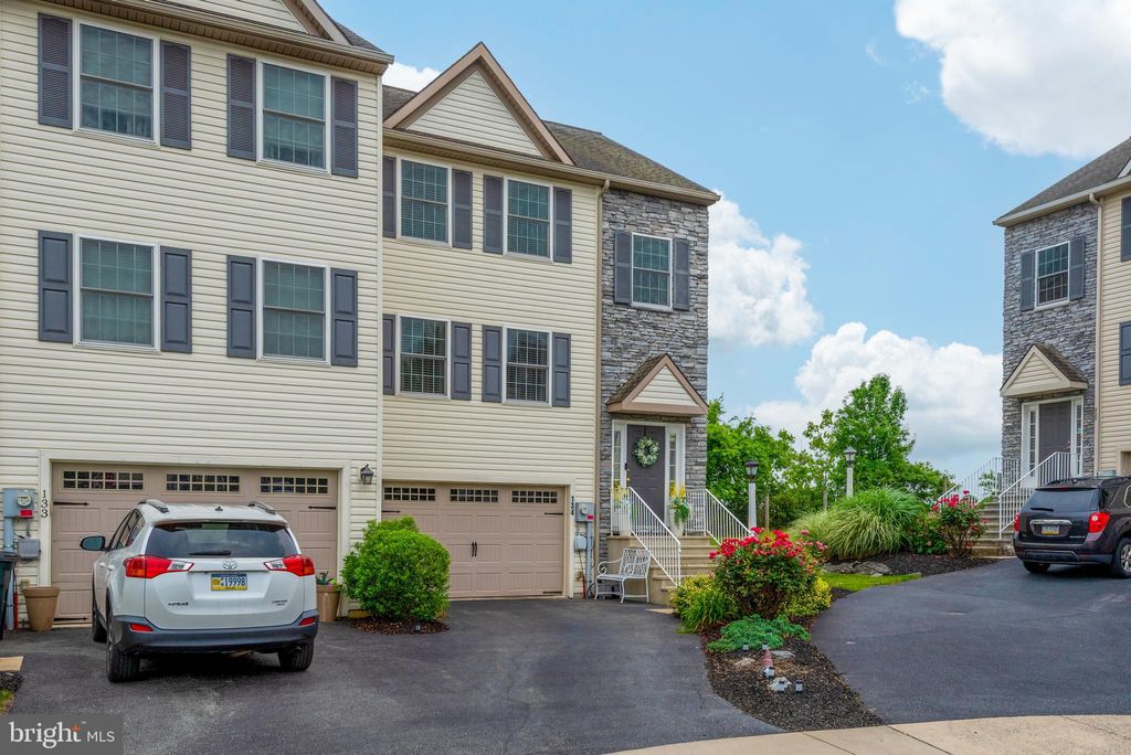 Photo of 134 Gentlemens Way, LANCASTER, PA 17603 (MLS # PALA2076082)