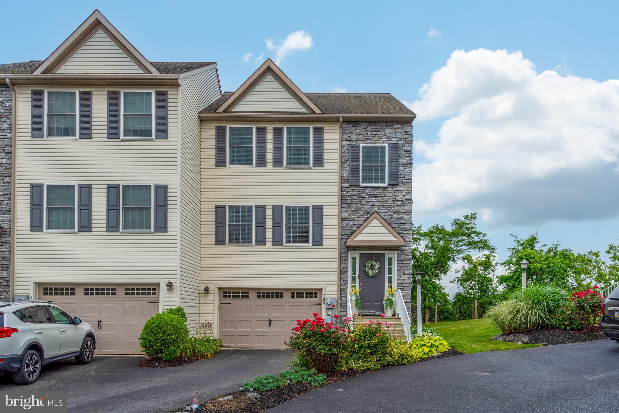 Beautifully maintained home offering both comfort and style. This end unit townhome is perfect for those seeking a move-in ready property with thoughtful upgrades and a warm, inviting feel.
Step inside to find an open and functional floor plan featuring abundant natural light, spacious living areas, and tasteful finishes throughout. The kitchen is well-appointed with ample cabinetry, modern appliances, and plenty of space for cooking and entertaining. The adjoining dining and living areas create the perfect flow for everyday living or hosting gatherings.
Upstairs, you’ll find generously sized bedrooms with ample closet space and a relaxing primary suite designed with comfort in mind. The finished lower level adds valuable living space—ideal for a home office, playroom, or cozy media area.
Outside, enjoy your beautiful deck with water views, perfect for morning coffee or evening barbecues. With its charming curb appeal, attached garage, and convenient Lancaster location close to schools, shopping, dining, and major routes, this home checks all the boxes.
Don’t miss your chance to own this exceptional property—schedule your private showing today!