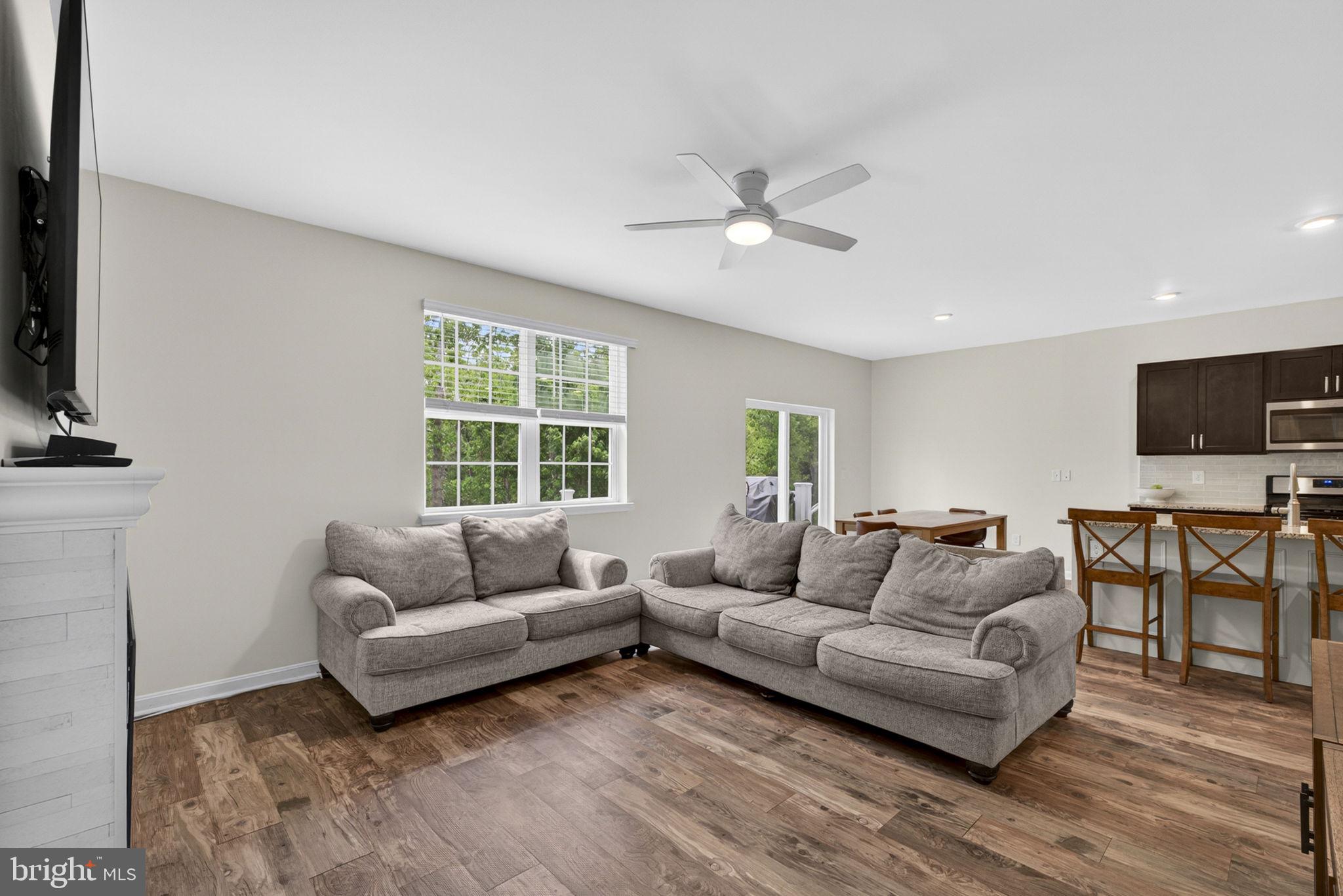WILDERNESS SHORES - Residential