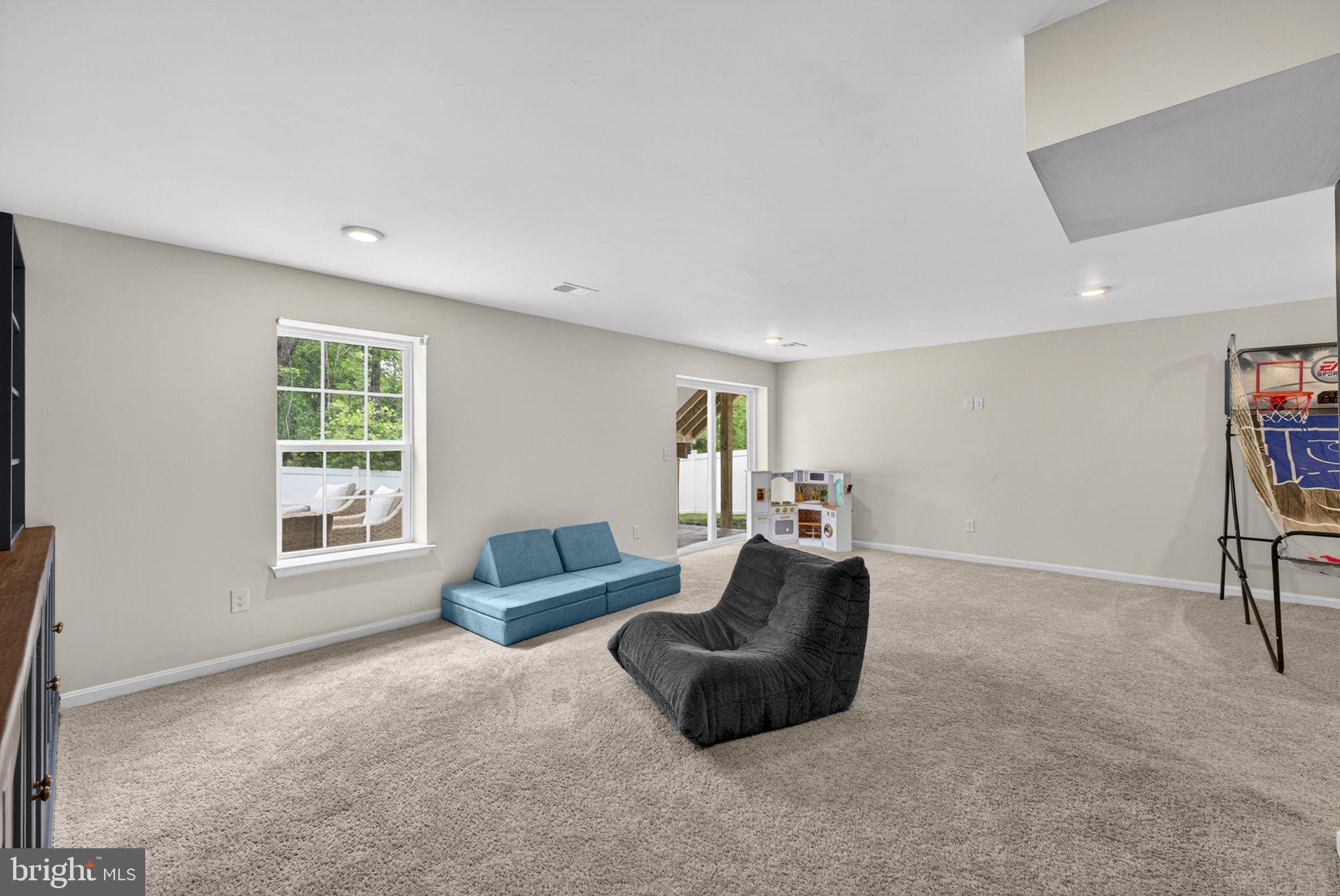 WILDERNESS SHORES - Residential