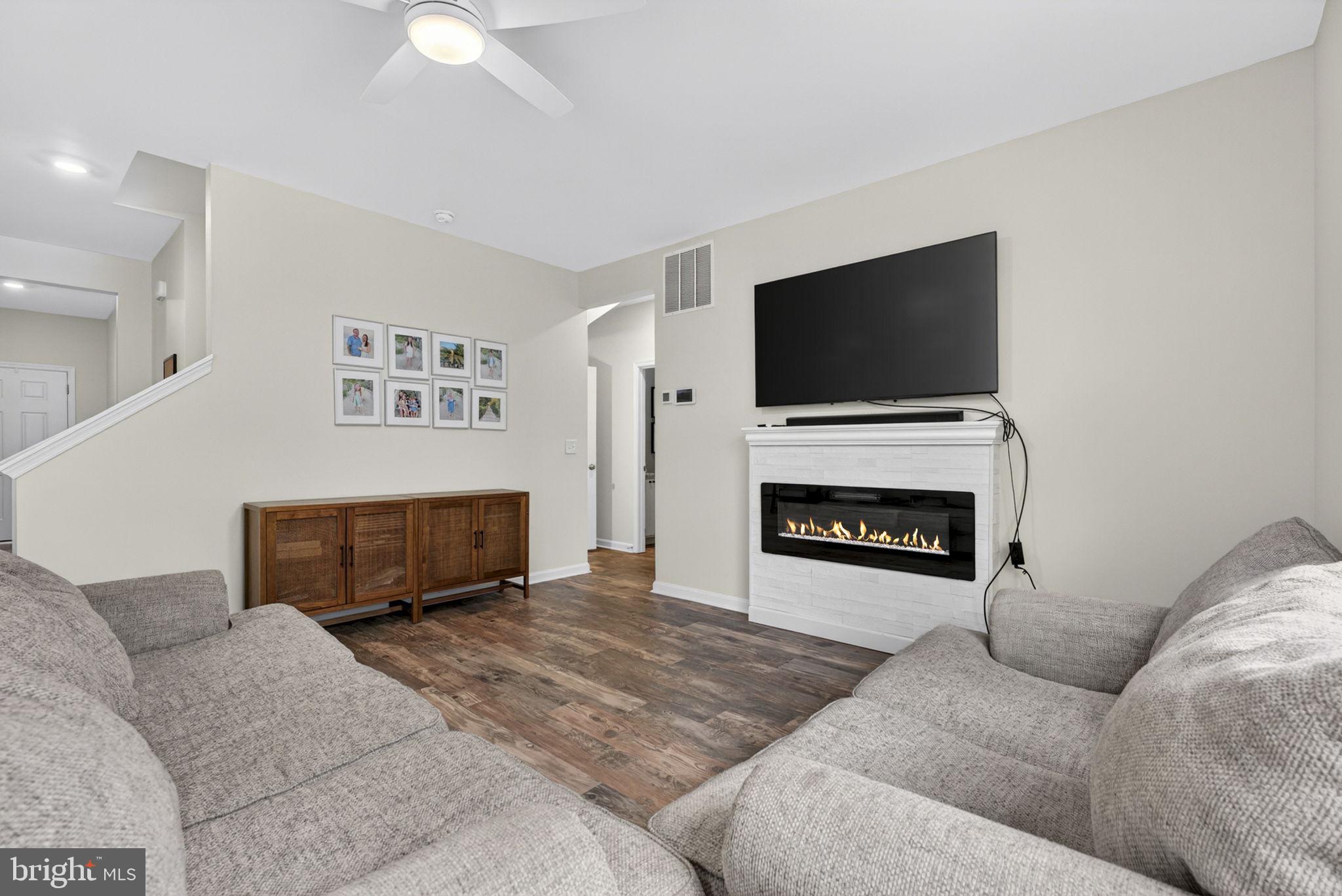 WILDERNESS SHORES - Residential
