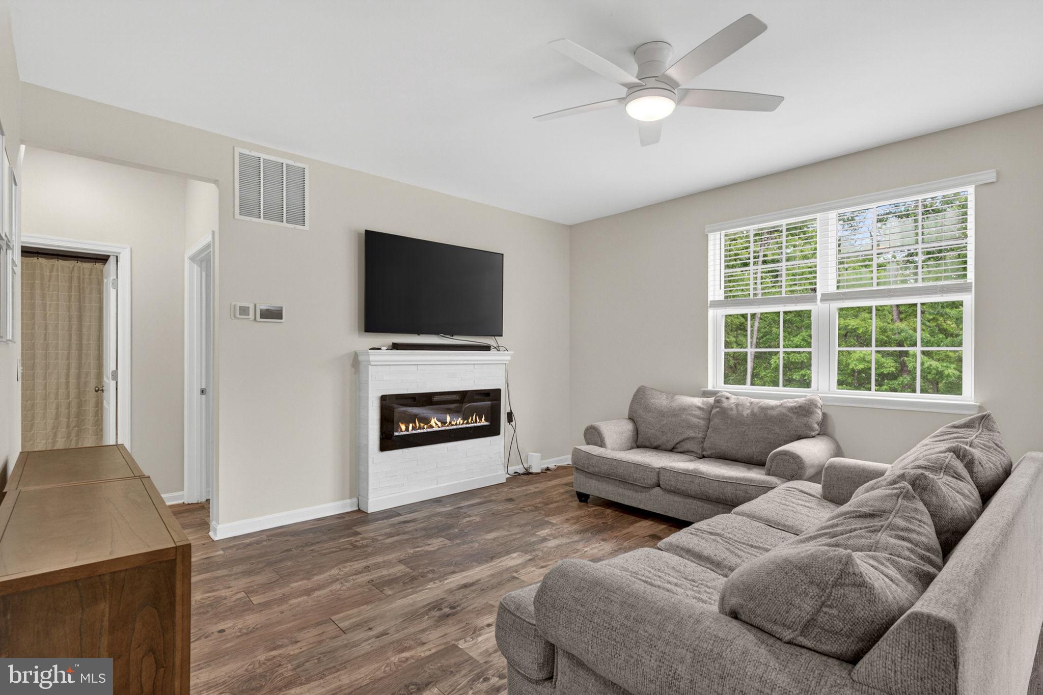 WILDERNESS SHORES - Residential