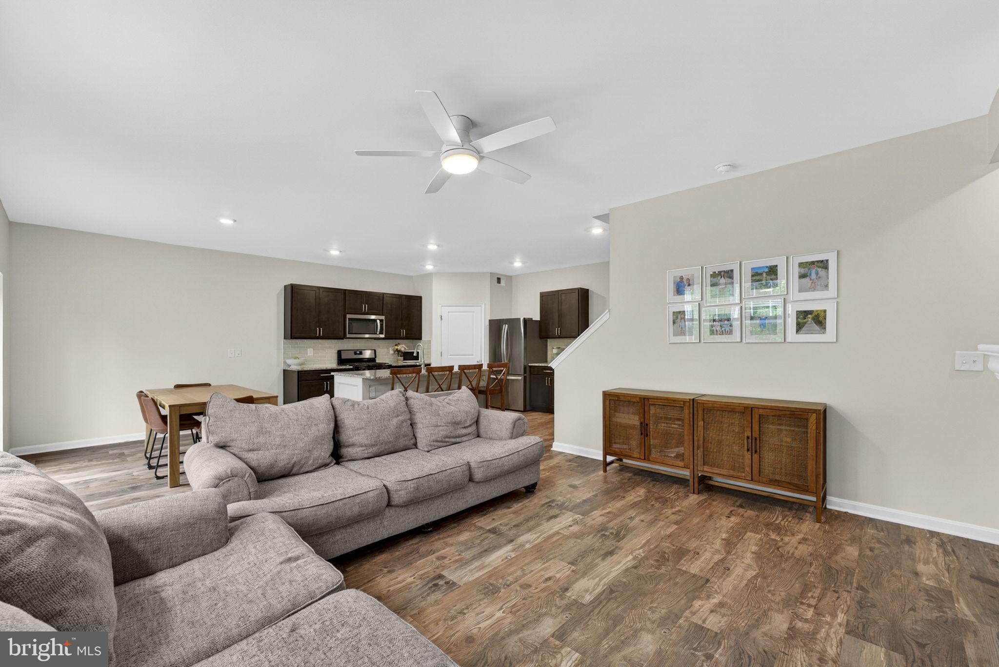 WILDERNESS SHORES - Residential