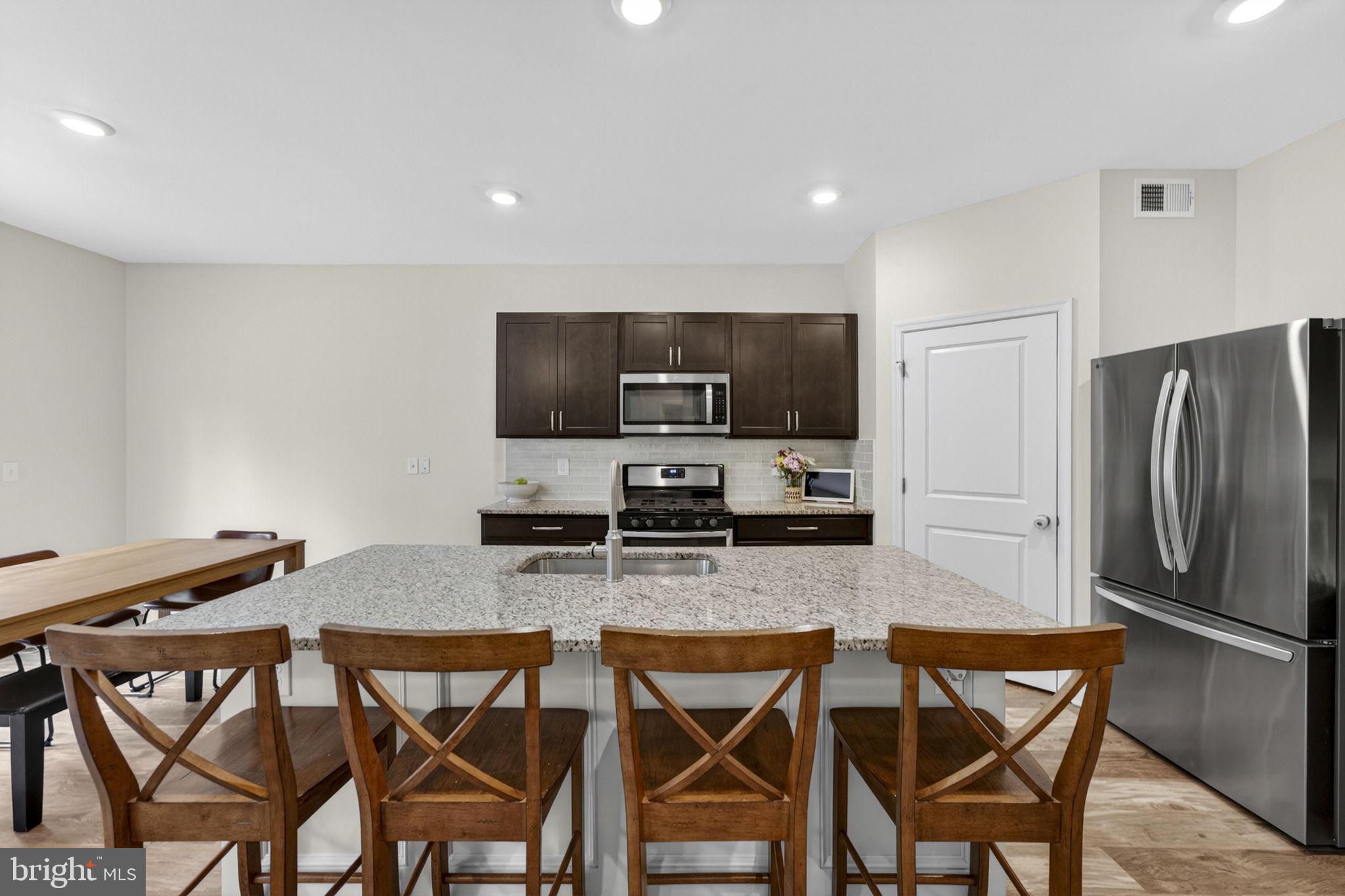 WILDERNESS SHORES - Residential