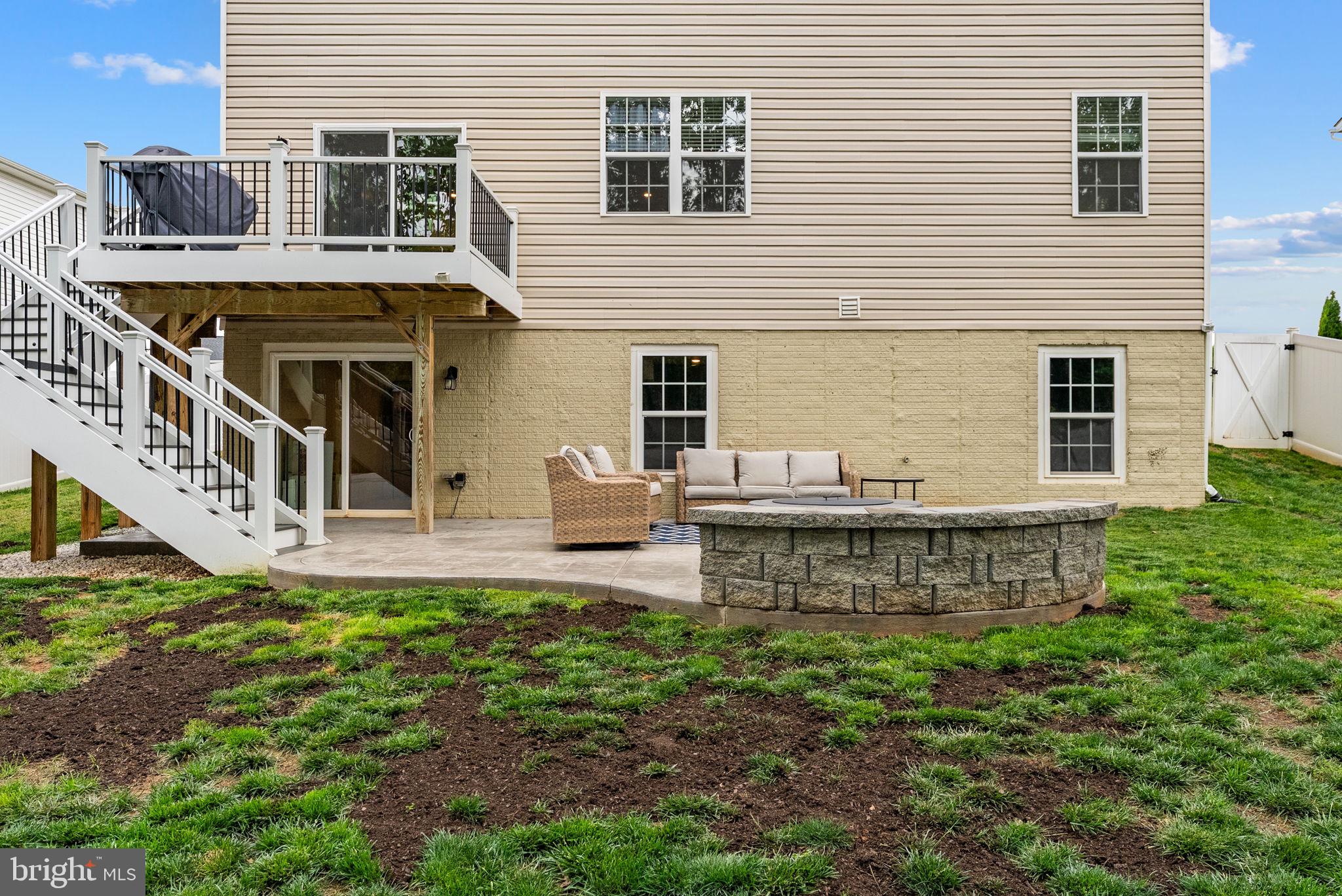 WILDERNESS SHORES - Residential