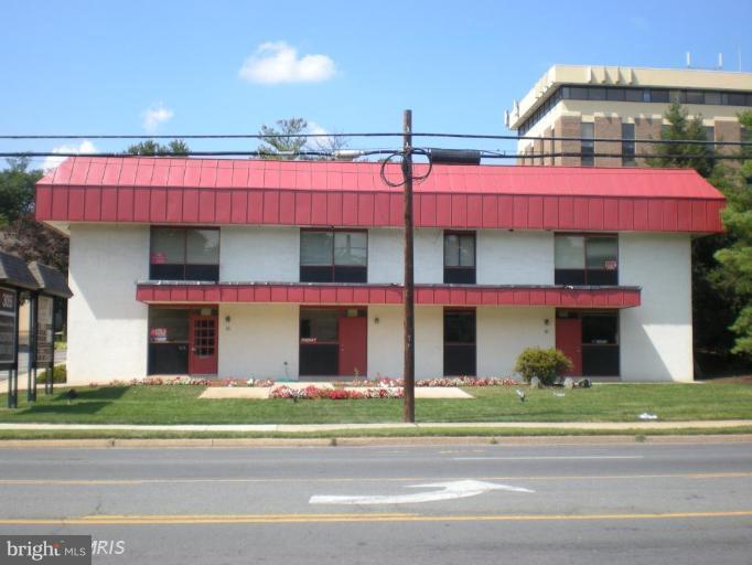 WINDOVER HEIGHTS - Commercial Lease