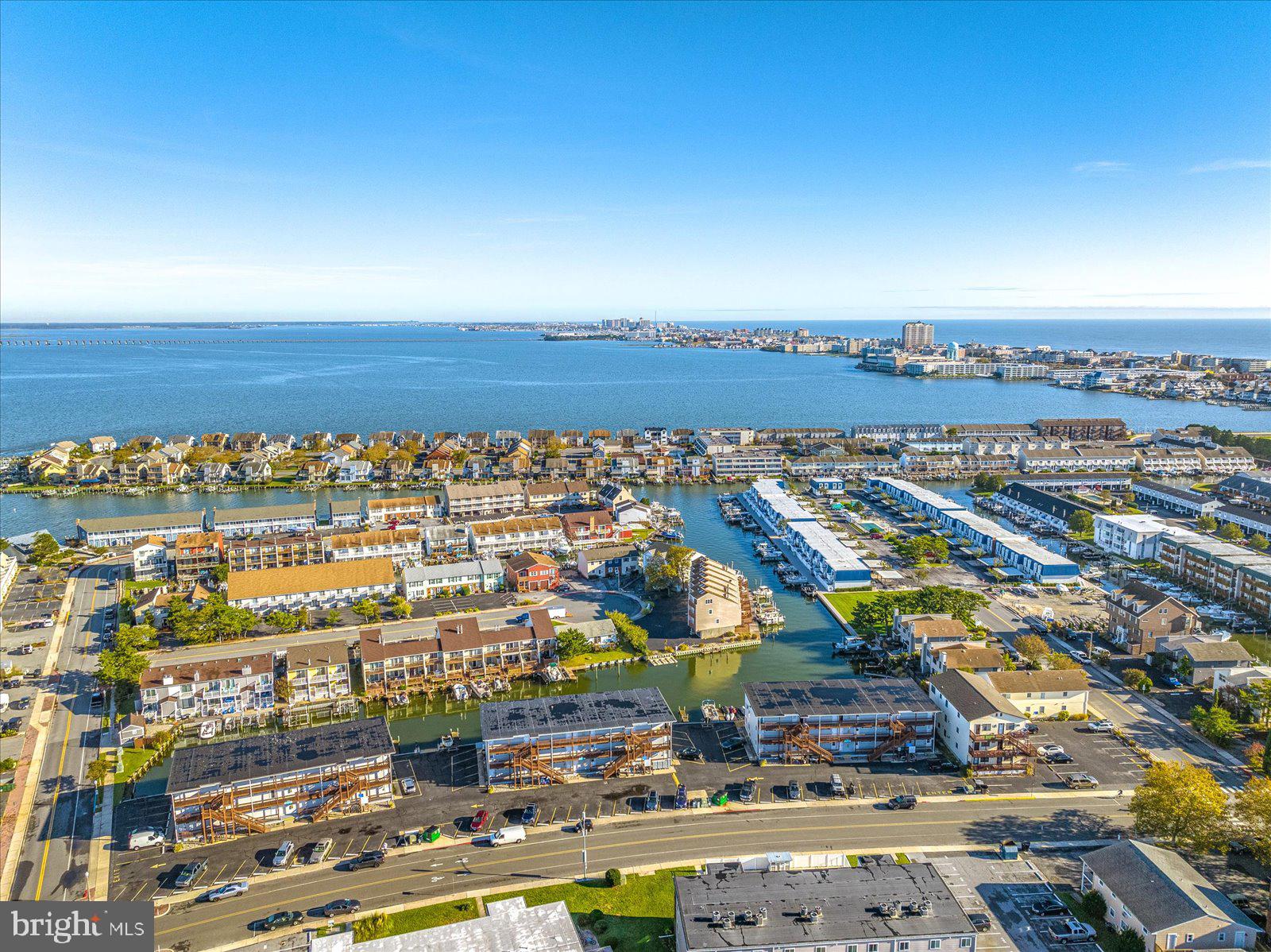 BAYSHORE CM - Residential