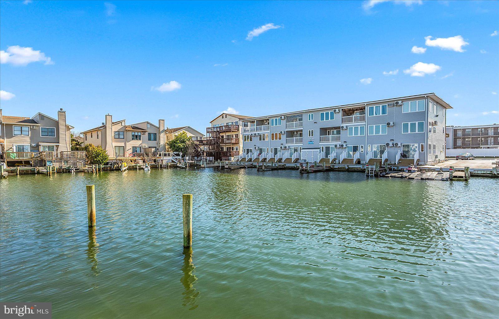 BAYSHORE CM - Residential