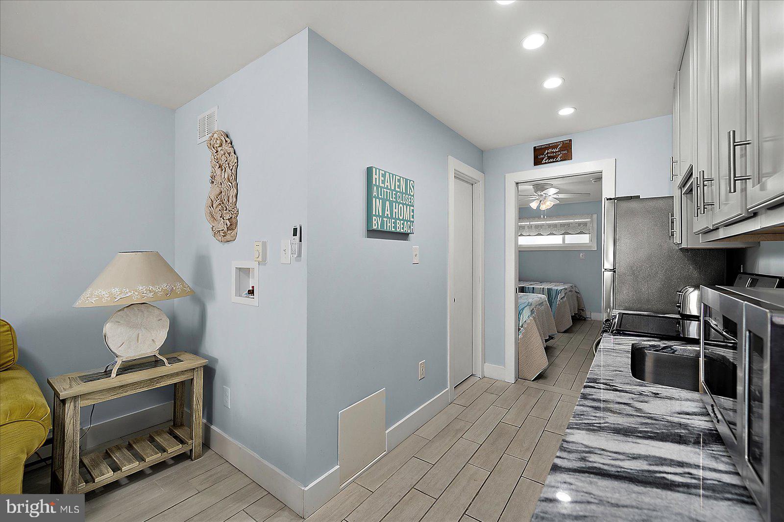 BAYSHORE CM - Residential