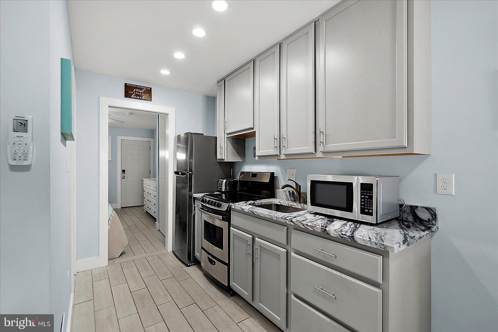 BAYSHORE CM - Residential