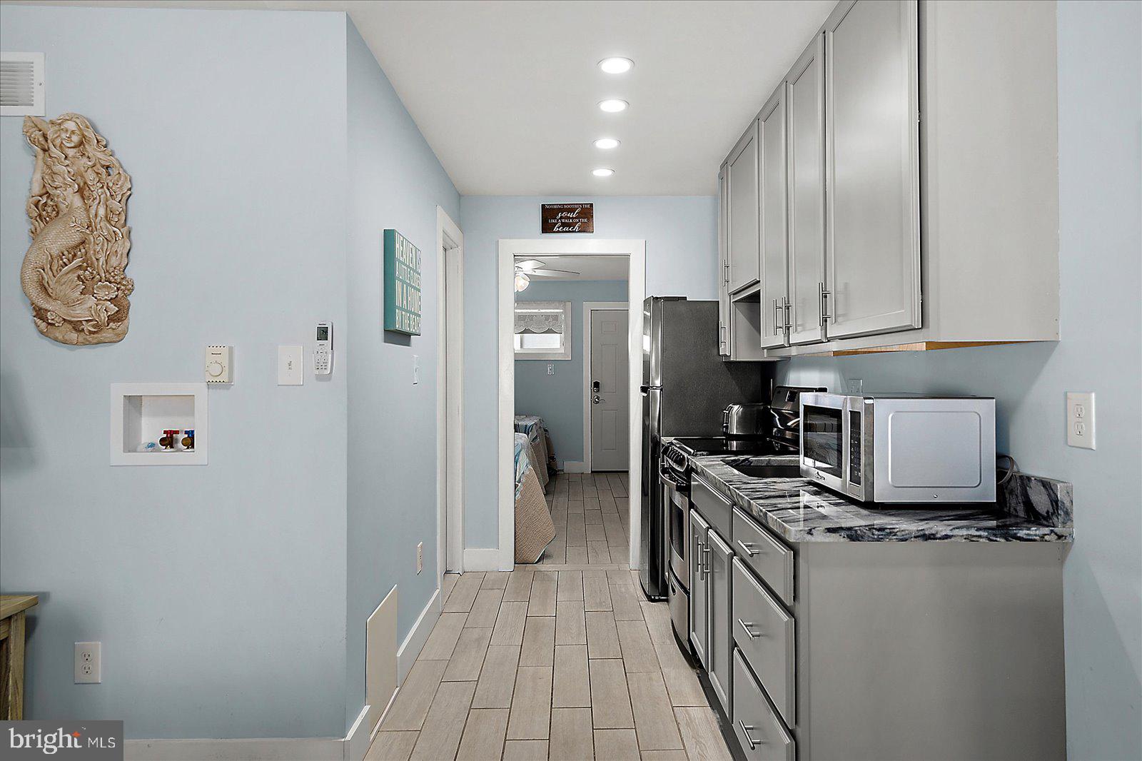 BAYSHORE CM - Residential