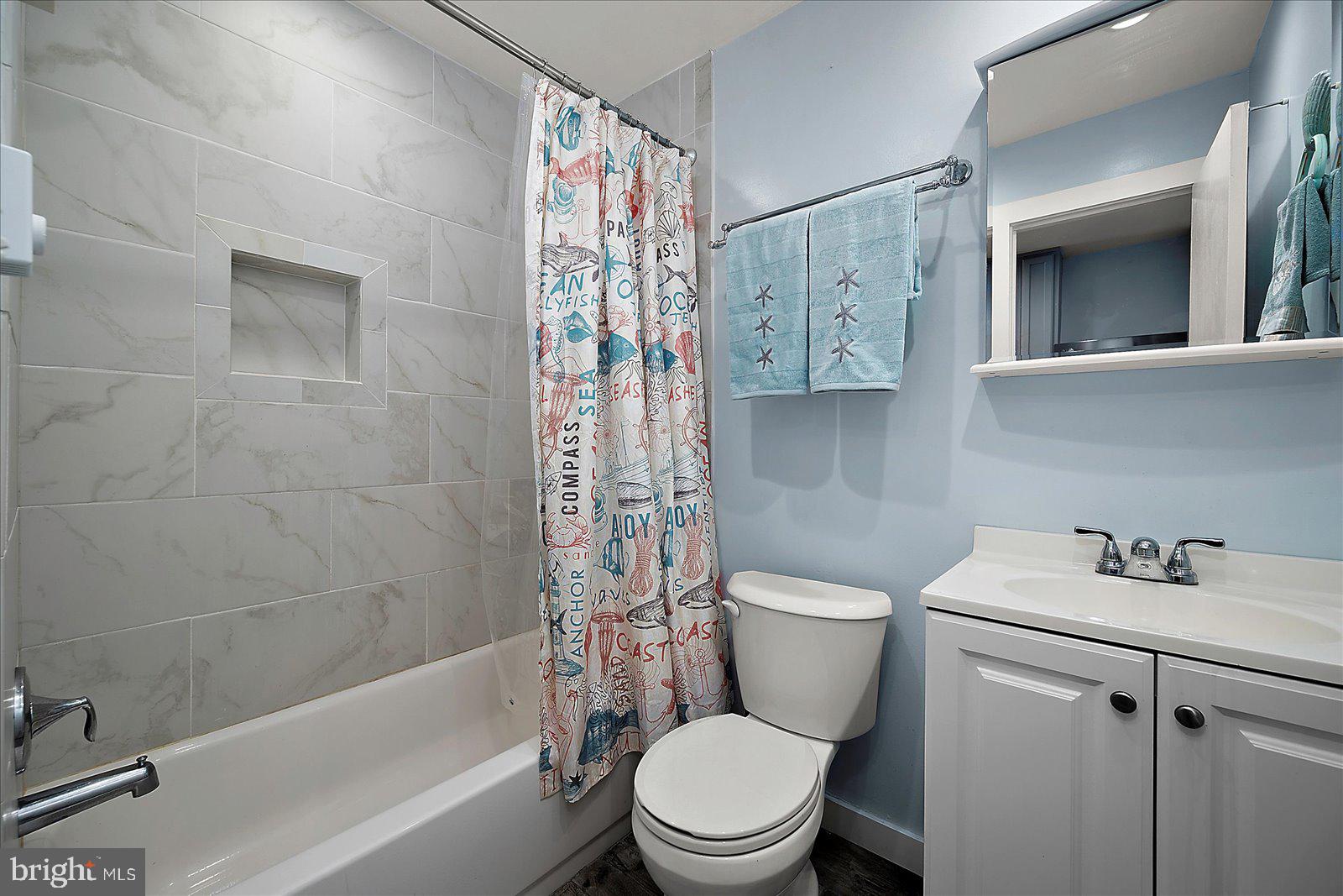 BAYSHORE CM - Residential