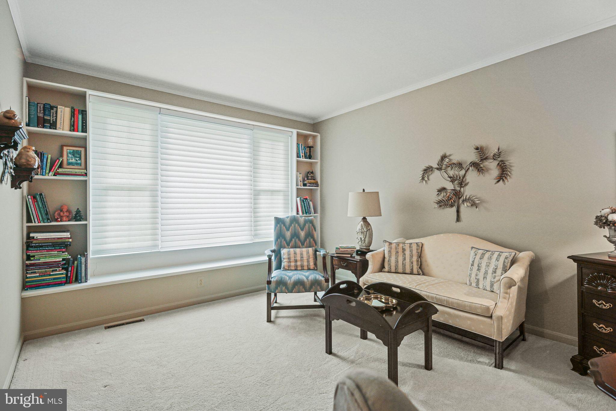 10090 CARILLON DRIVE