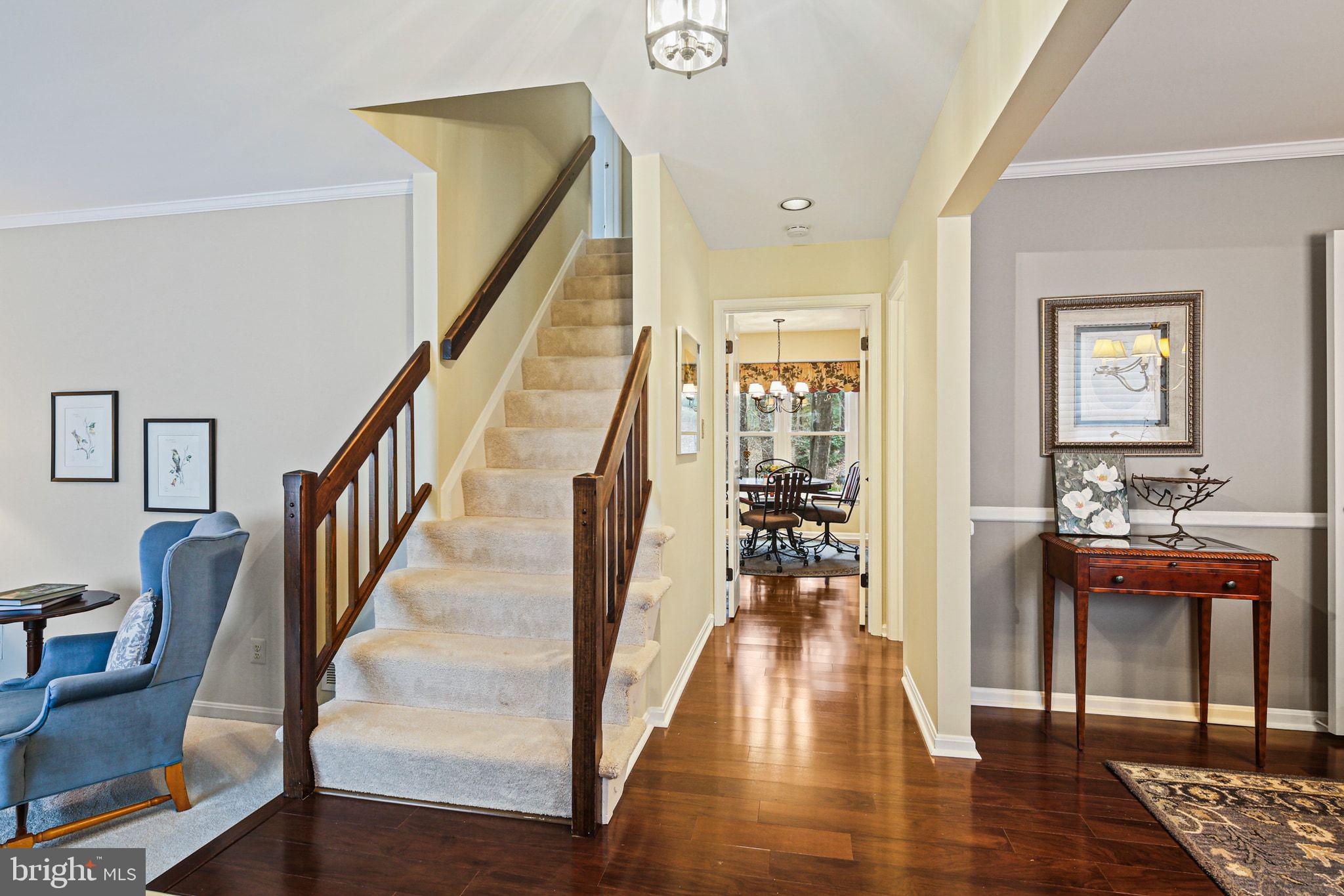 10090 CARILLON DRIVE