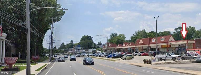 Well-located shopping center featuring a nice mix of retail stores and restaurants. Shopping center is located at the corner of Township Line Road (Rt. 1) and Burmont Road. Located by new CVS and McDonald's. 1,980 sf Endcap plus full basement @ $4,290/month. Proportionate share of CAM, Taxes and Insurance currently estimated at $990/month. GOOD LOCATION FOR DOCTOR'S OFFICES.