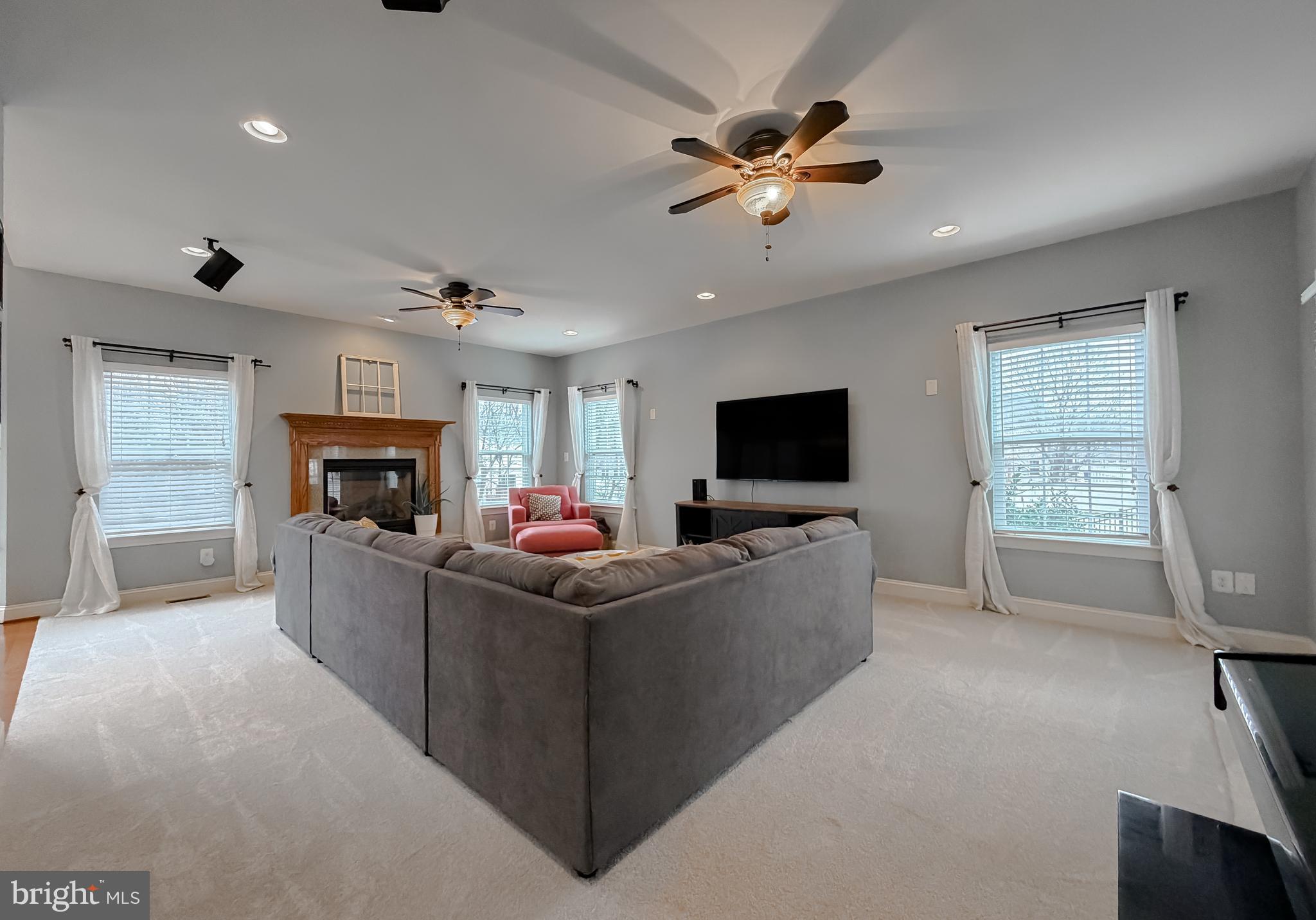 LEONARDS GRANT - Residential