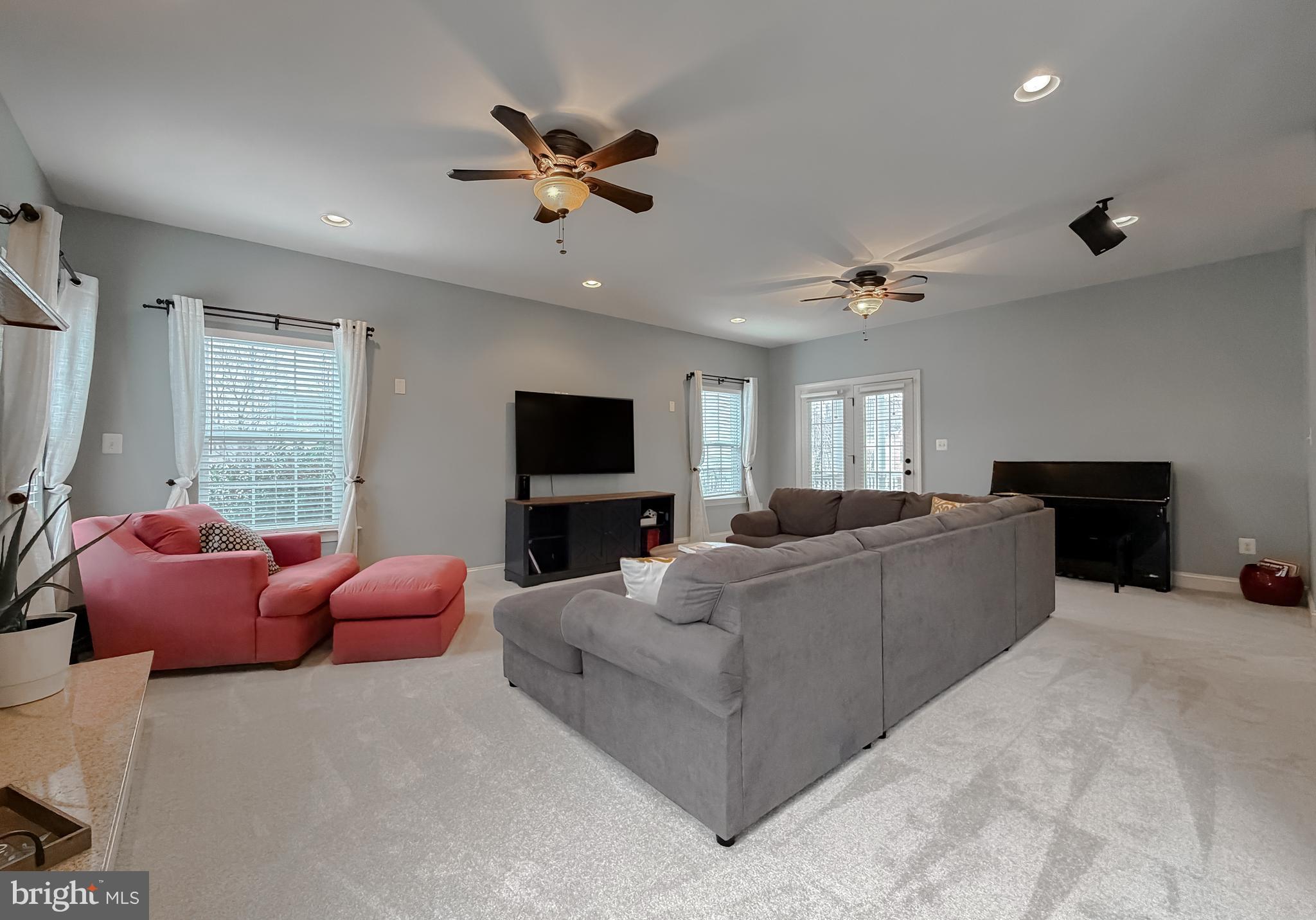 LEONARDS GRANT - Residential