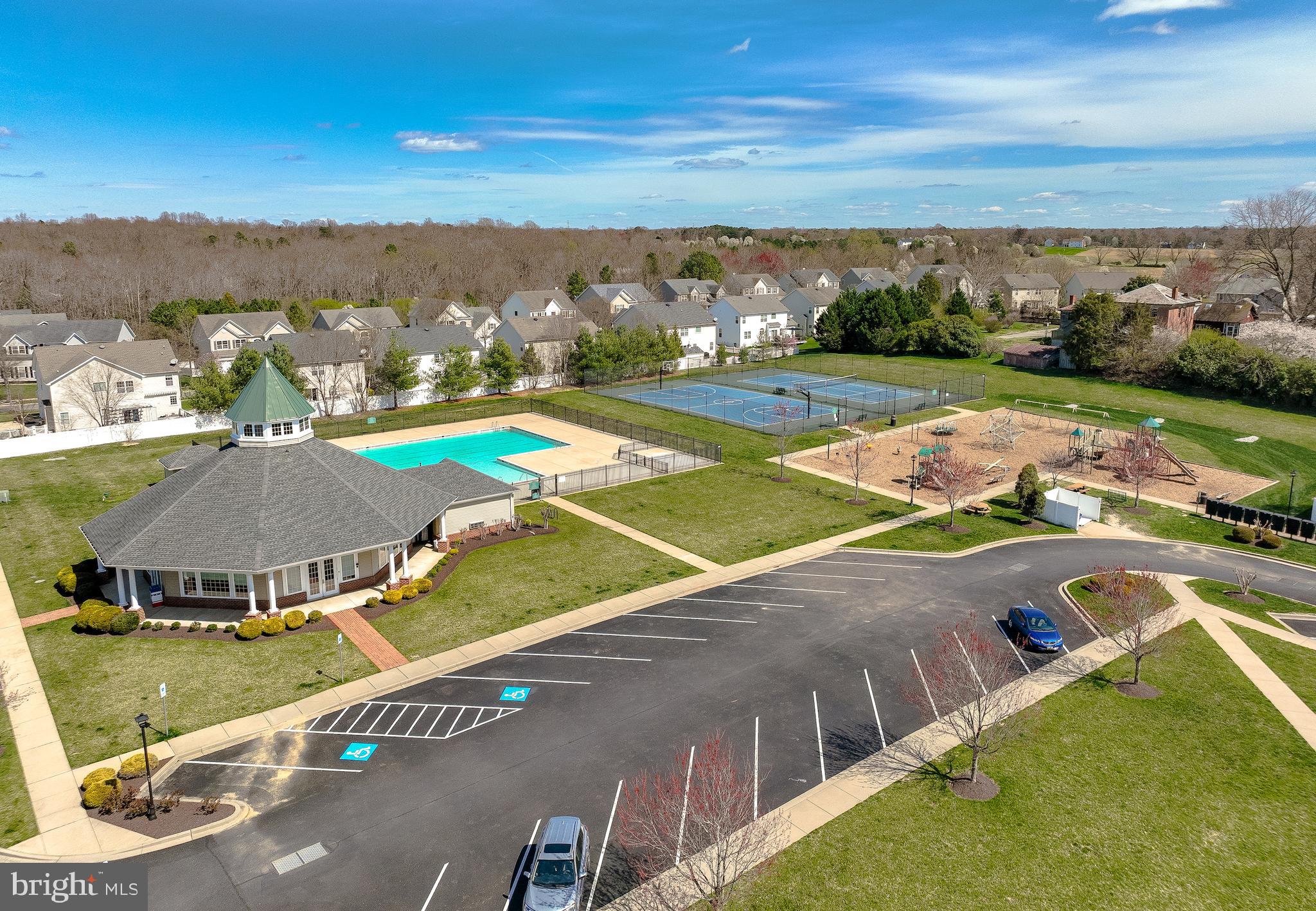 LEONARDS GRANT - Residential