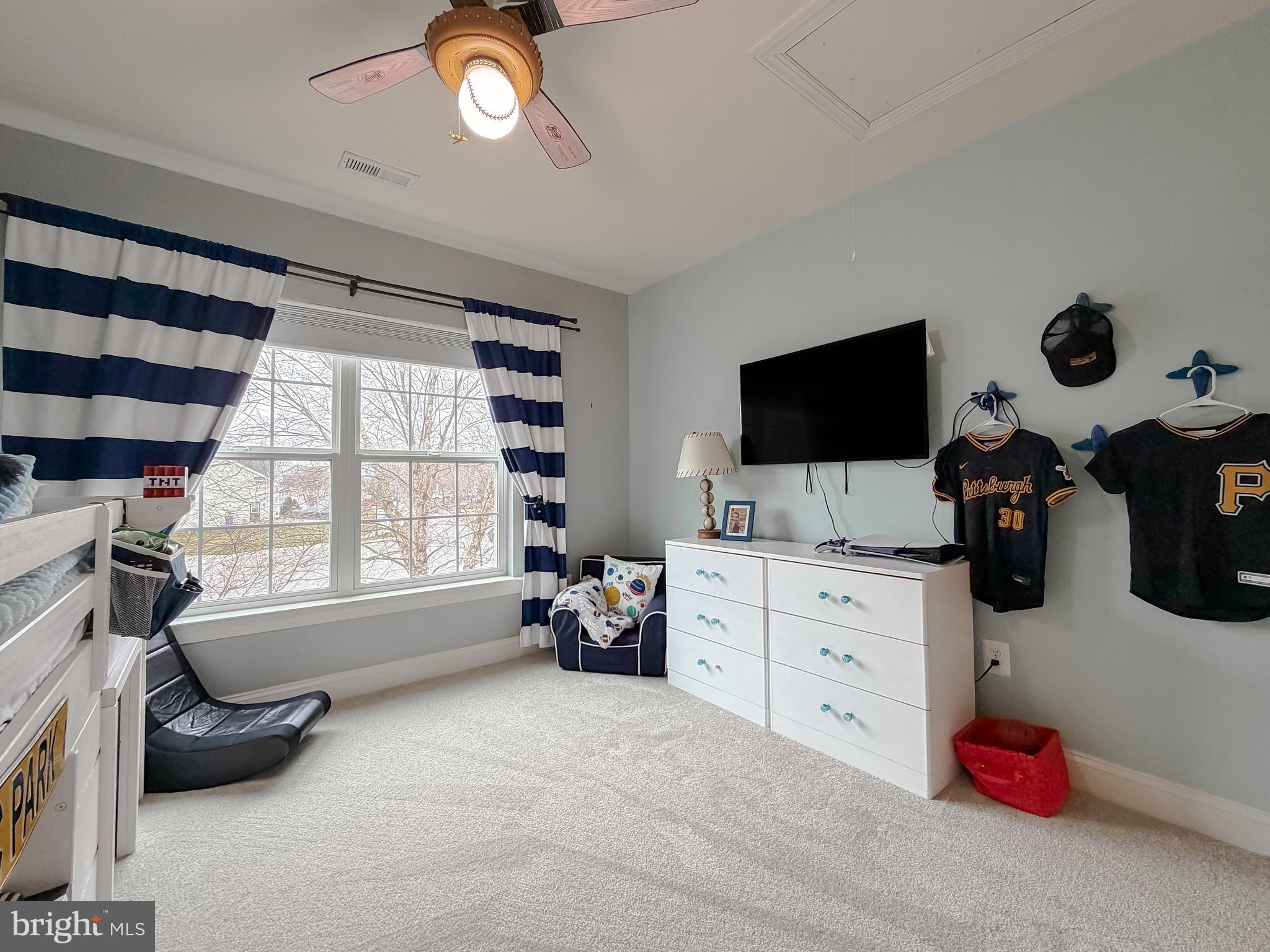 LEONARDS GRANT - Residential