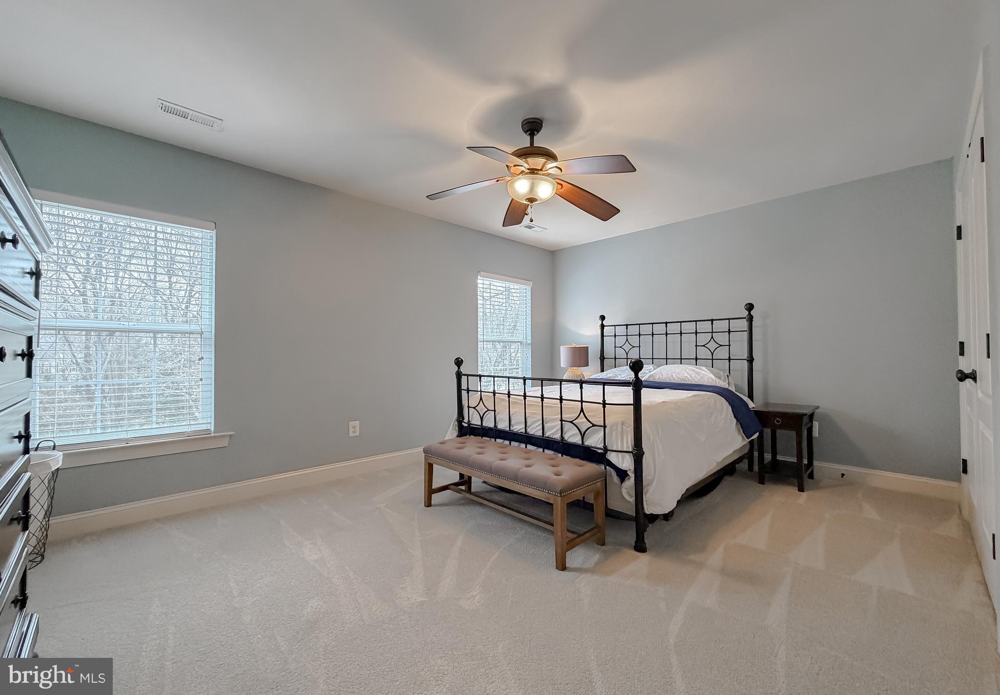 LEONARDS GRANT - Residential