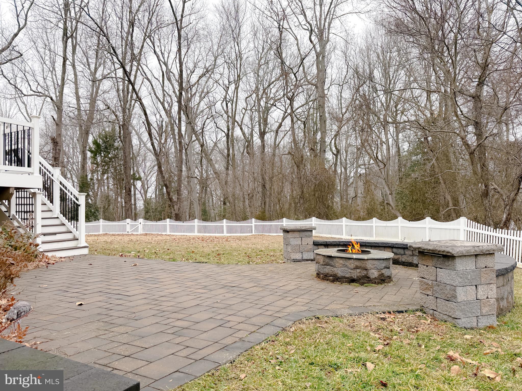 LEONARDS GRANT - Residential