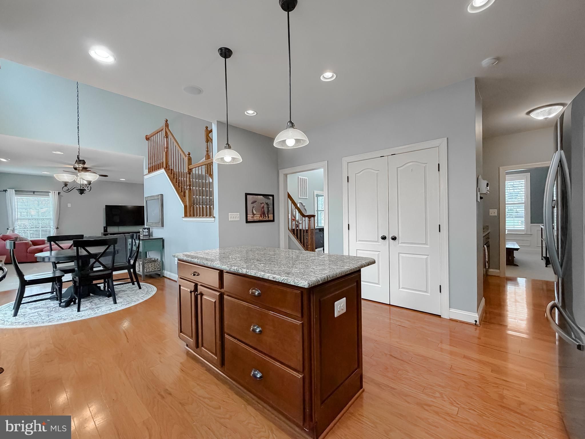 LEONARDS GRANT - Residential