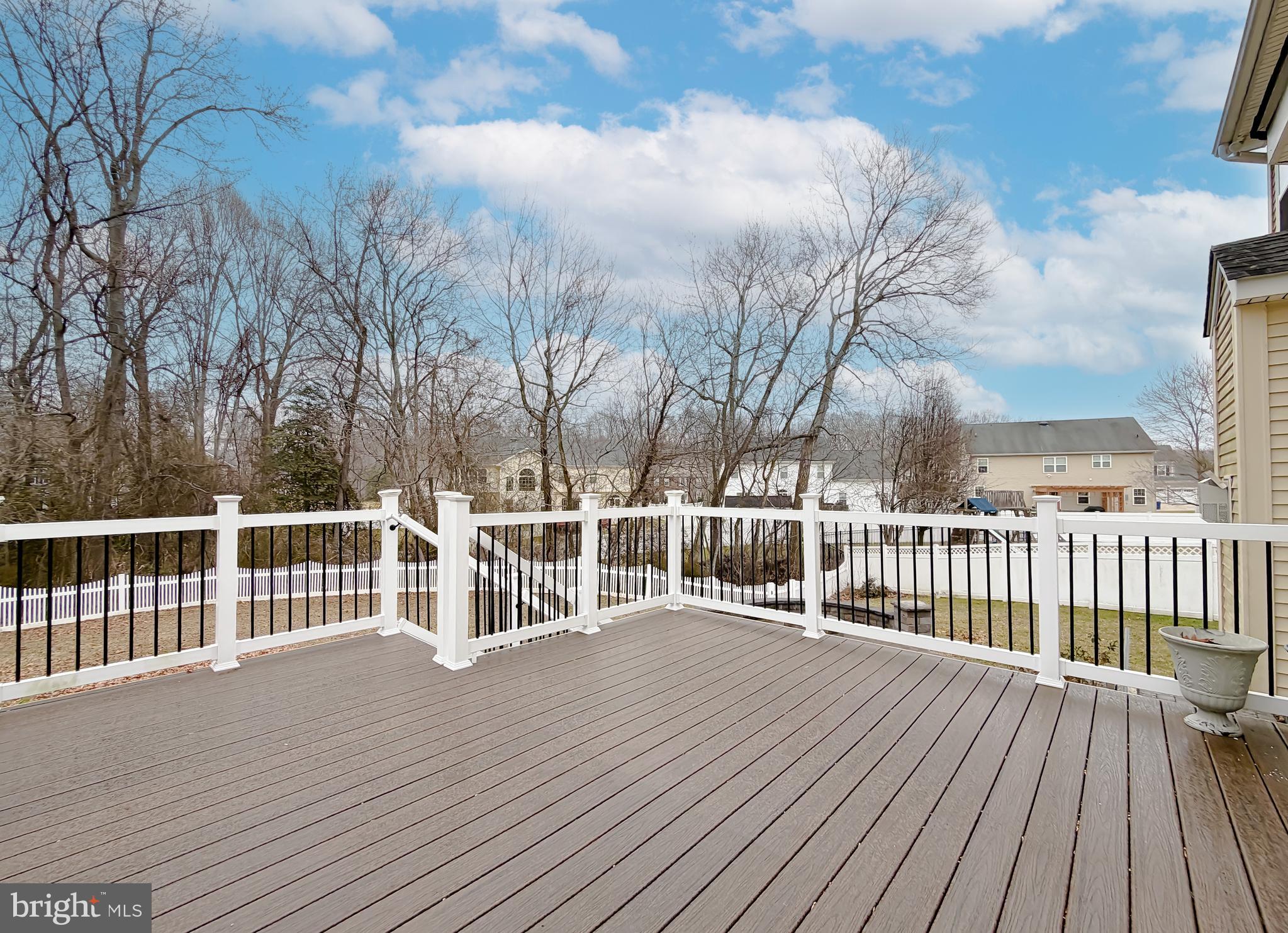 LEONARDS GRANT - Residential