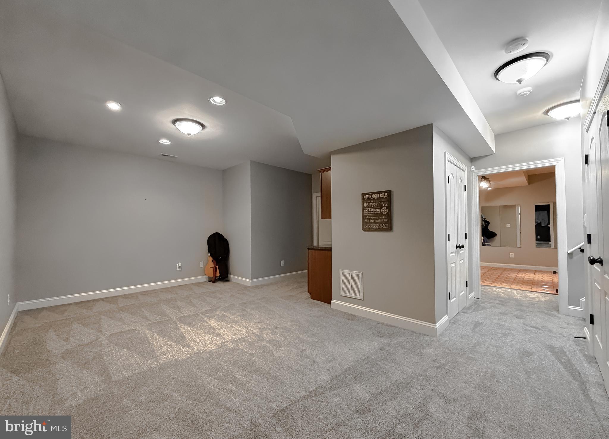 LEONARDS GRANT - Residential