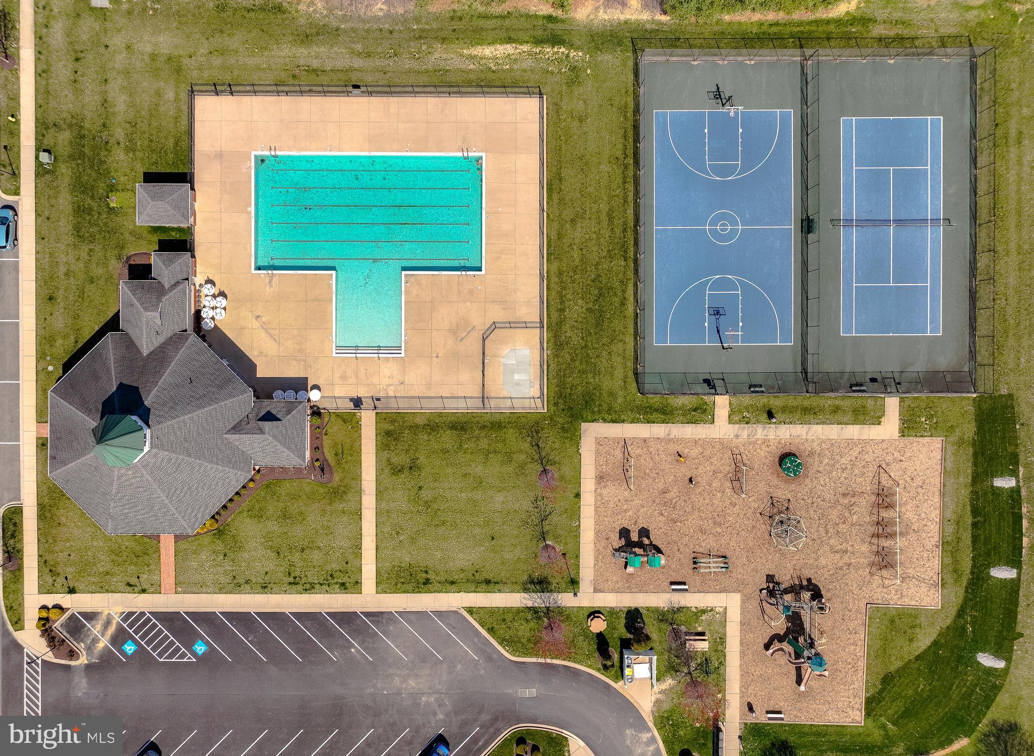 LEONARDS GRANT - Residential