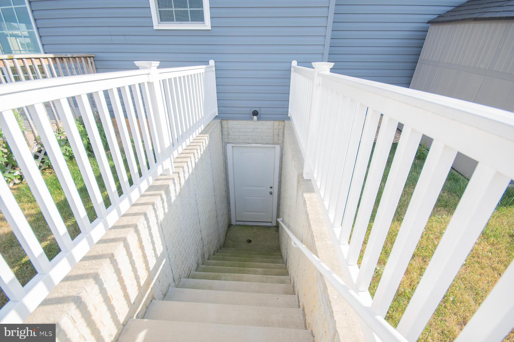 PEBBLE RIDGE - Residential