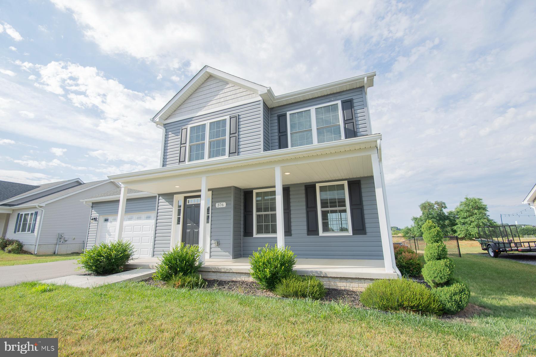 PEBBLE RIDGE - Residential