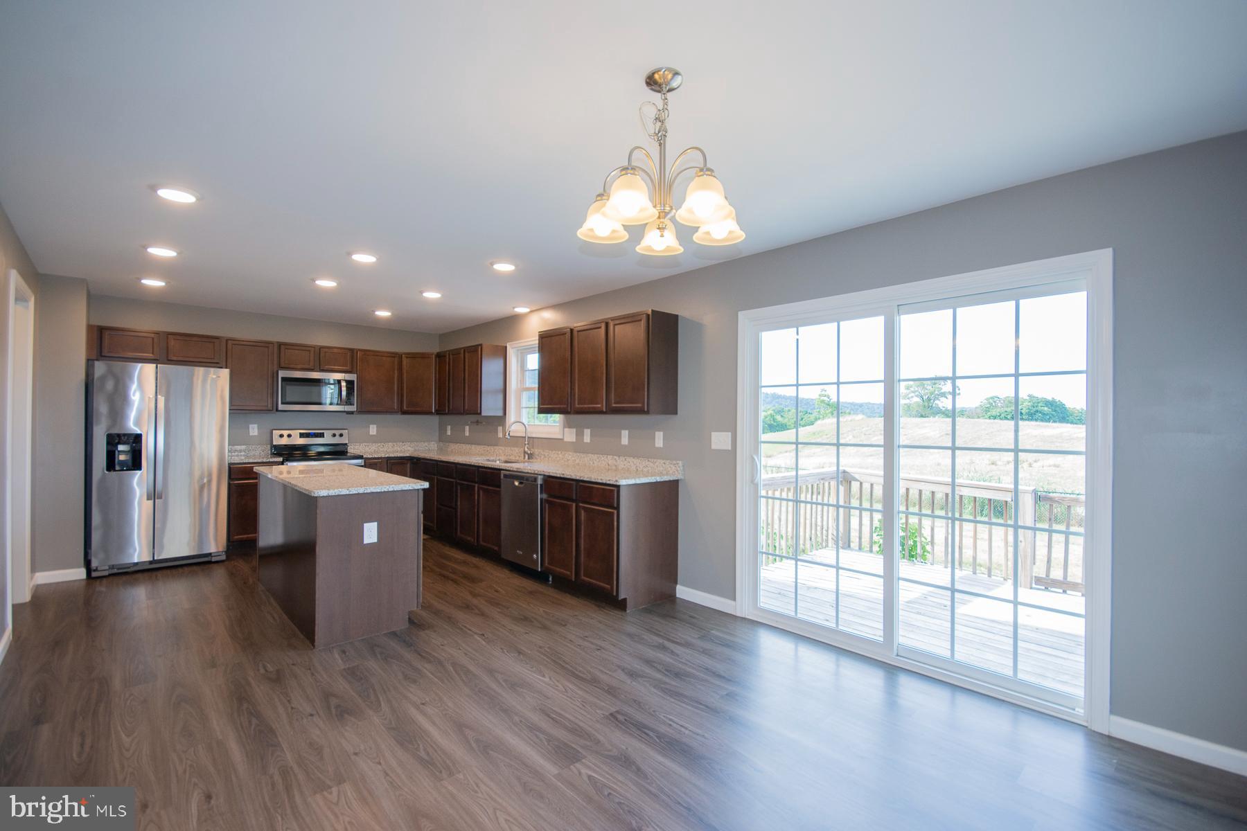 PEBBLE RIDGE - Residential