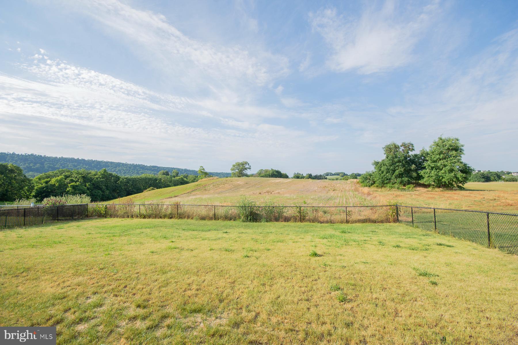 PEBBLE RIDGE - Residential