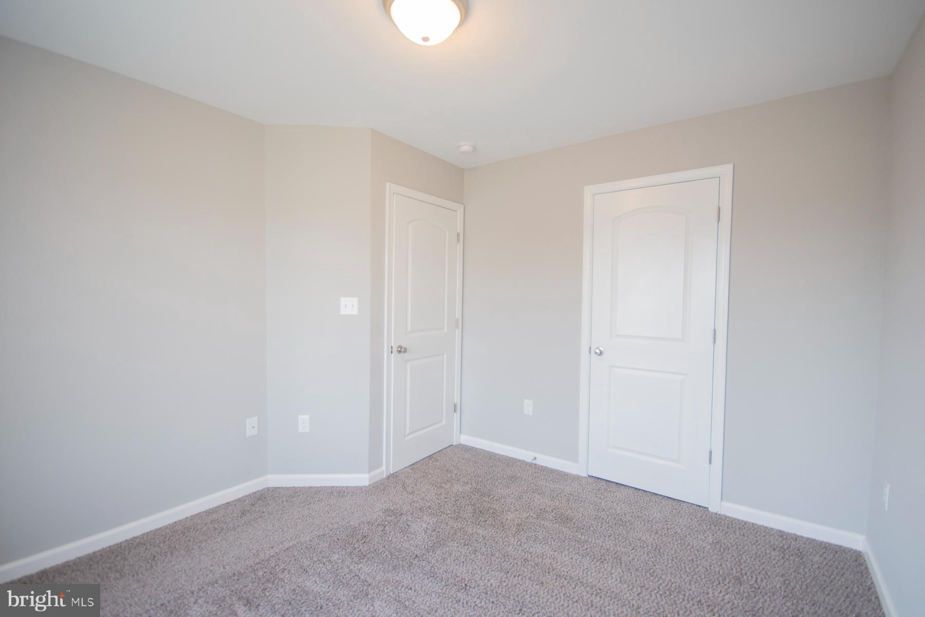 PEBBLE RIDGE - Residential