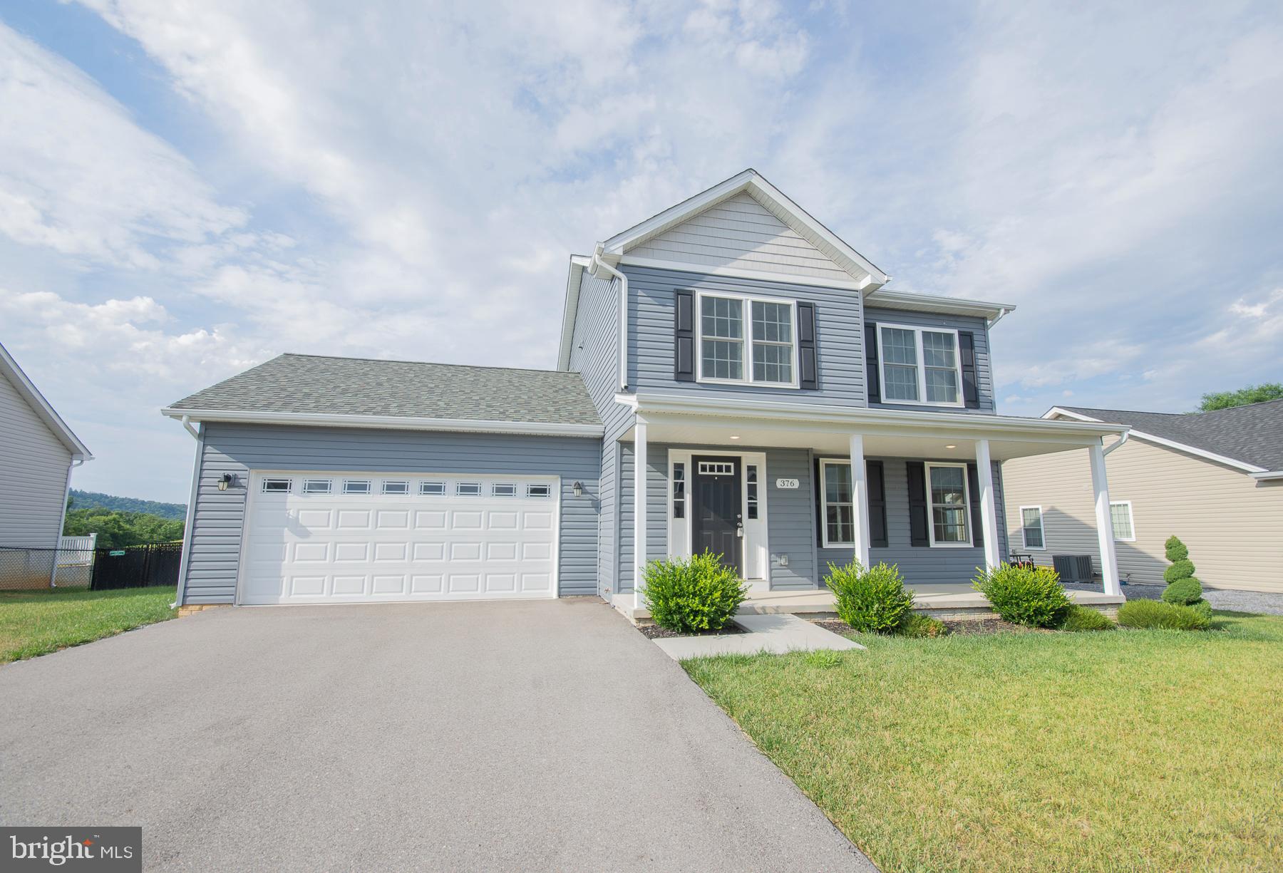 PEBBLE RIDGE - Residential