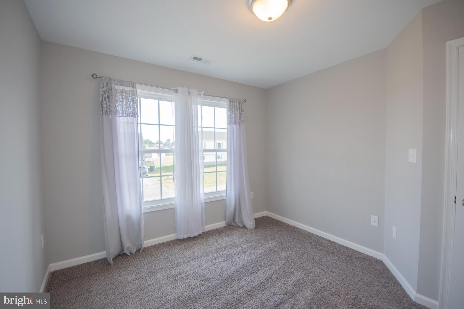 PEBBLE RIDGE - Residential