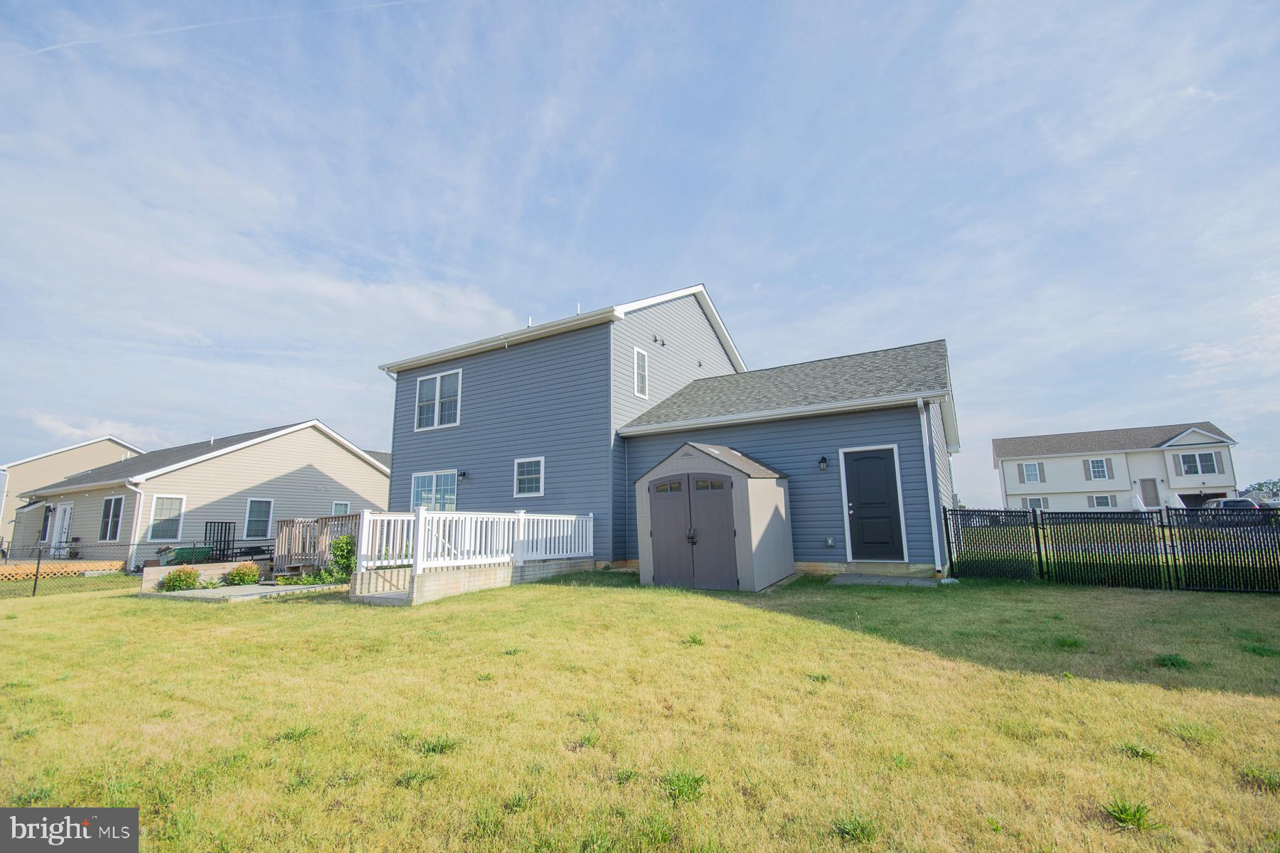 PEBBLE RIDGE - Residential