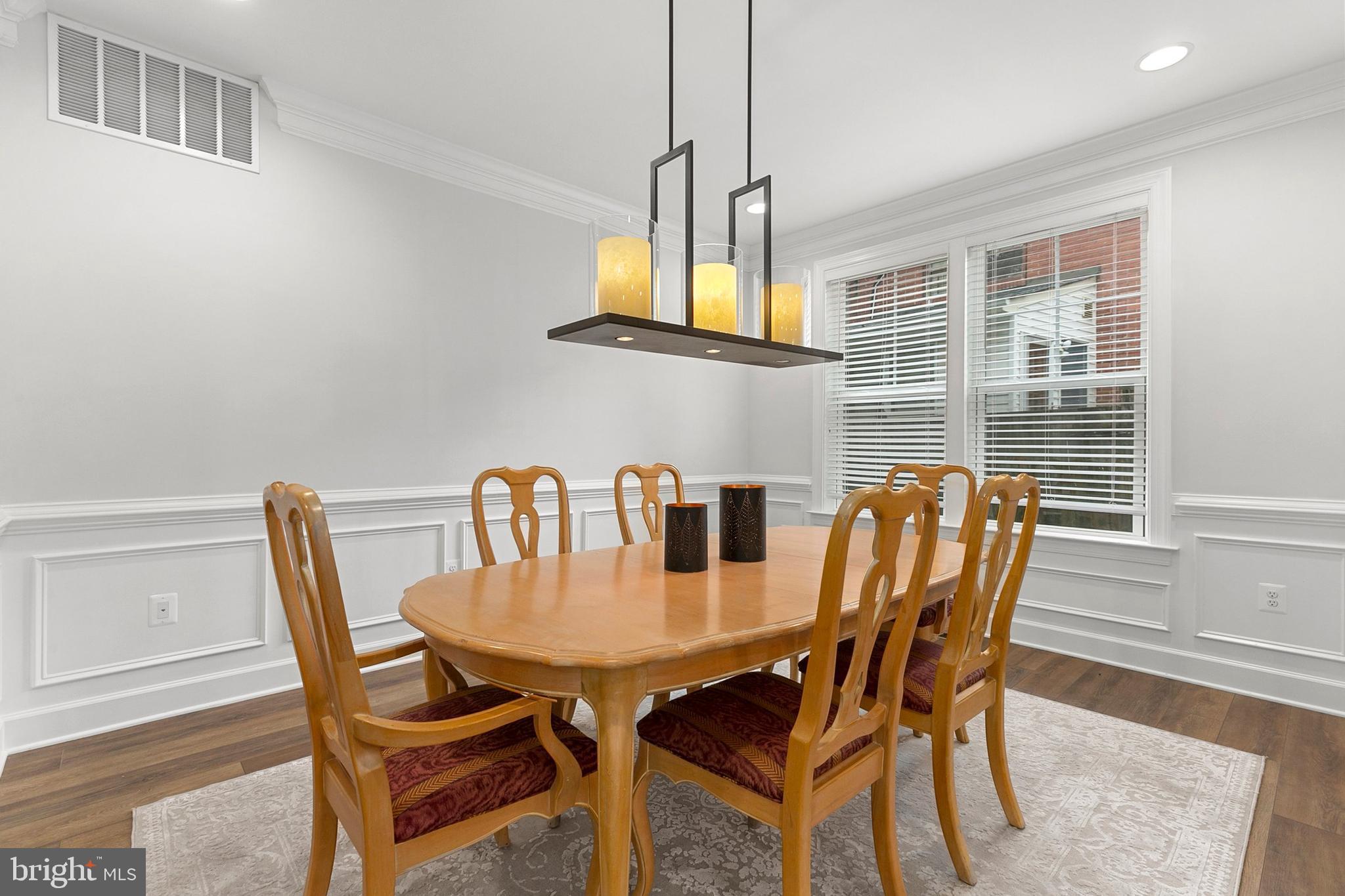 GREENWICH FOREST - Residential