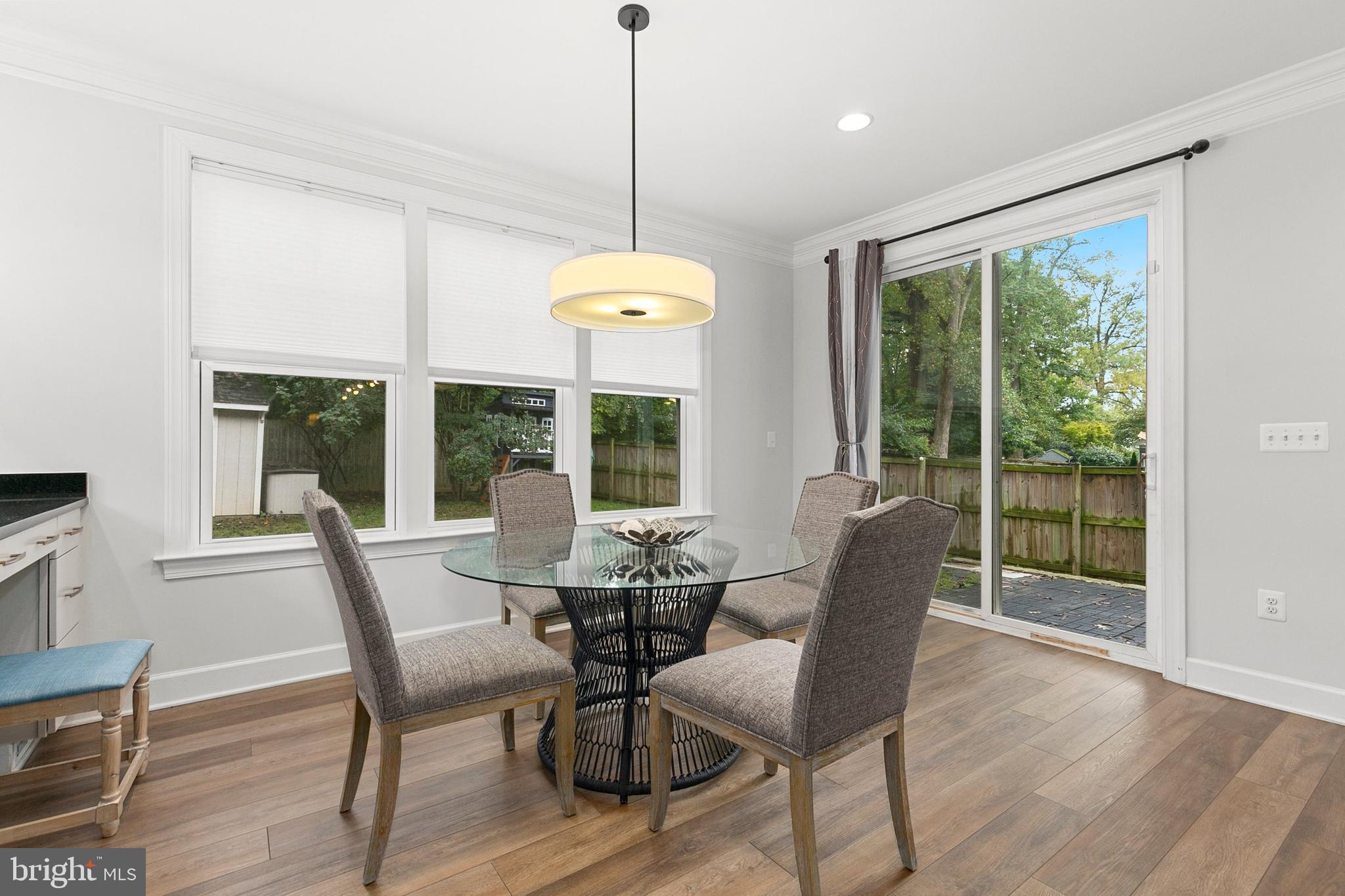 GREENWICH FOREST - Residential