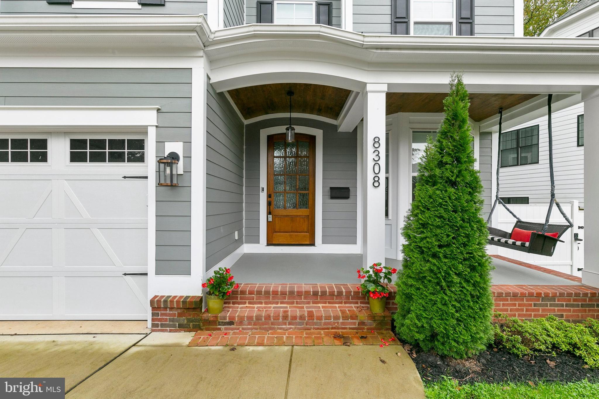 GREENWICH FOREST - Residential