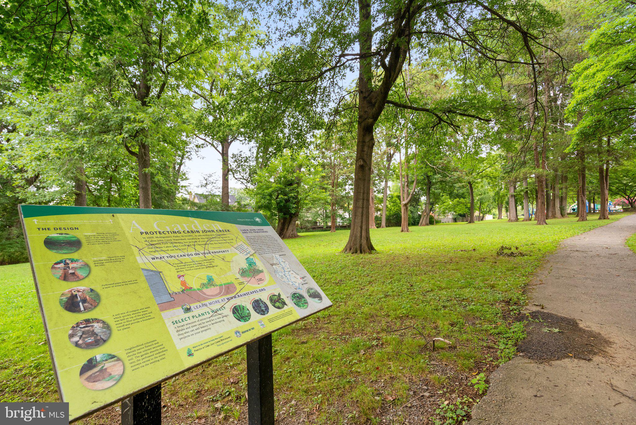 GREENWICH FOREST - Residential