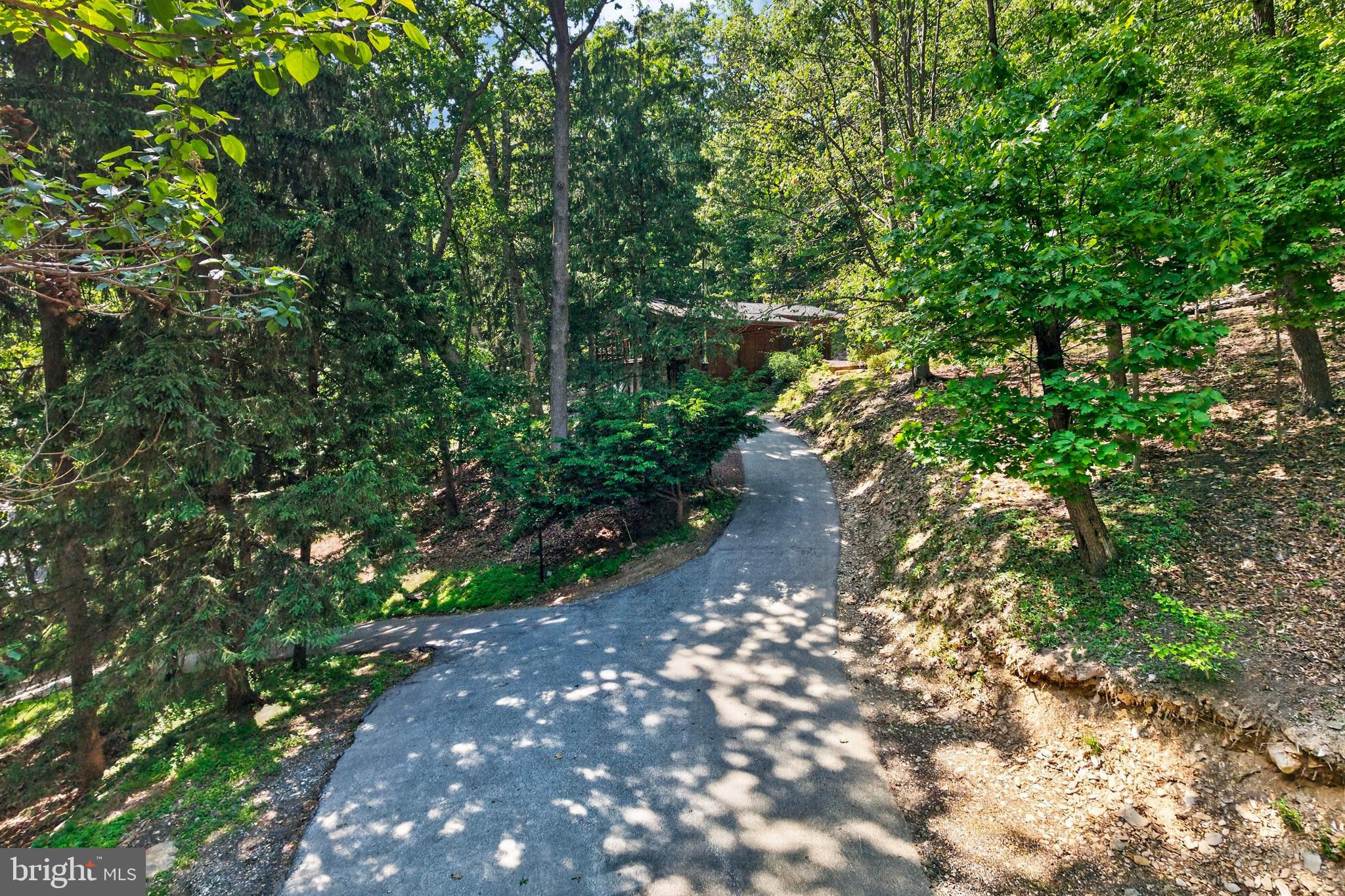 GULPH MILLS VIL - Residential