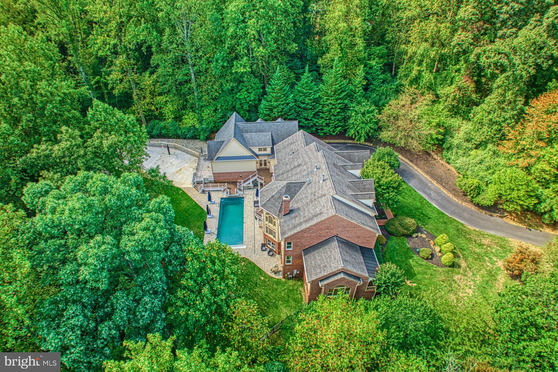 BEACON HILL - Residential