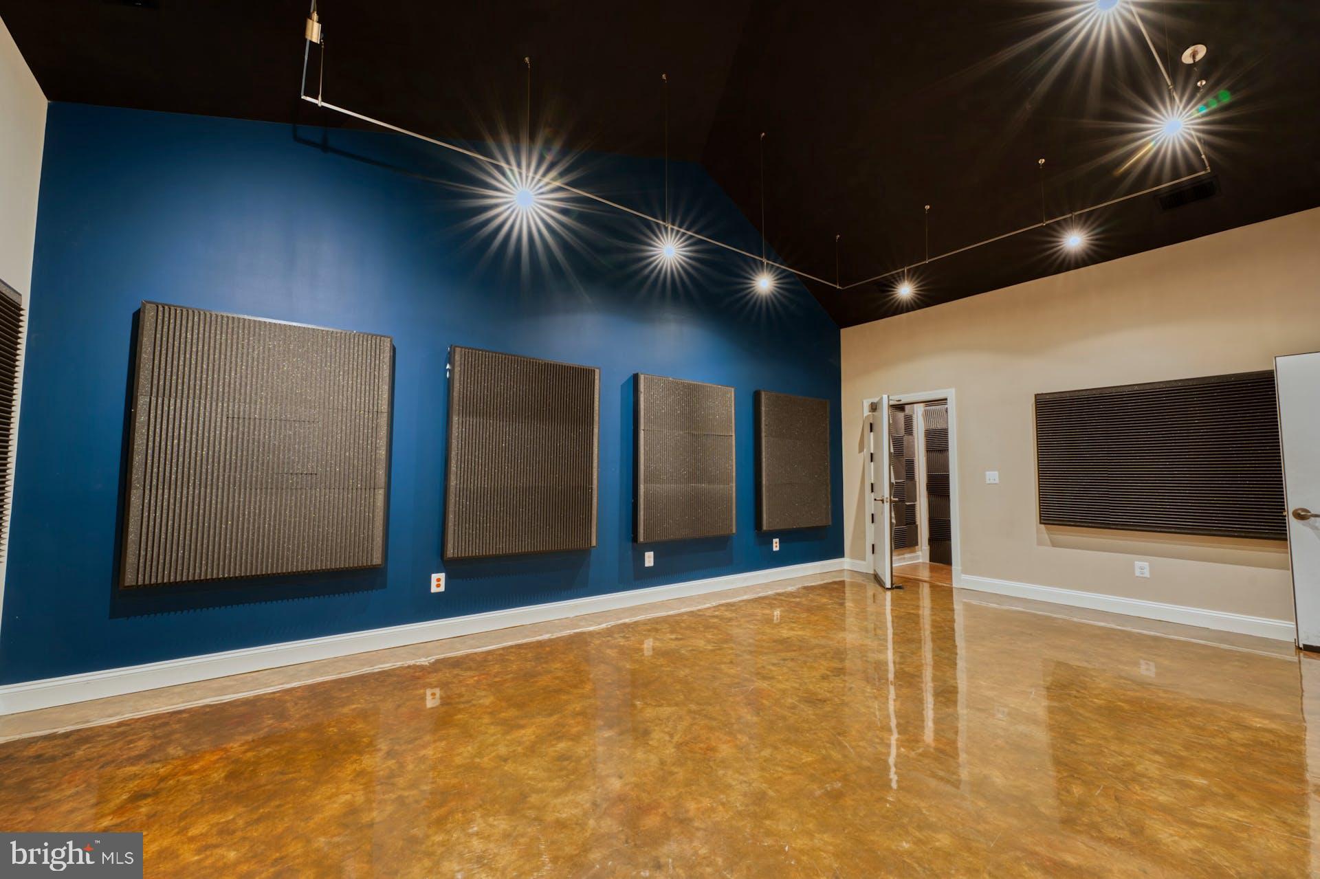 BEACON HILL - Residential