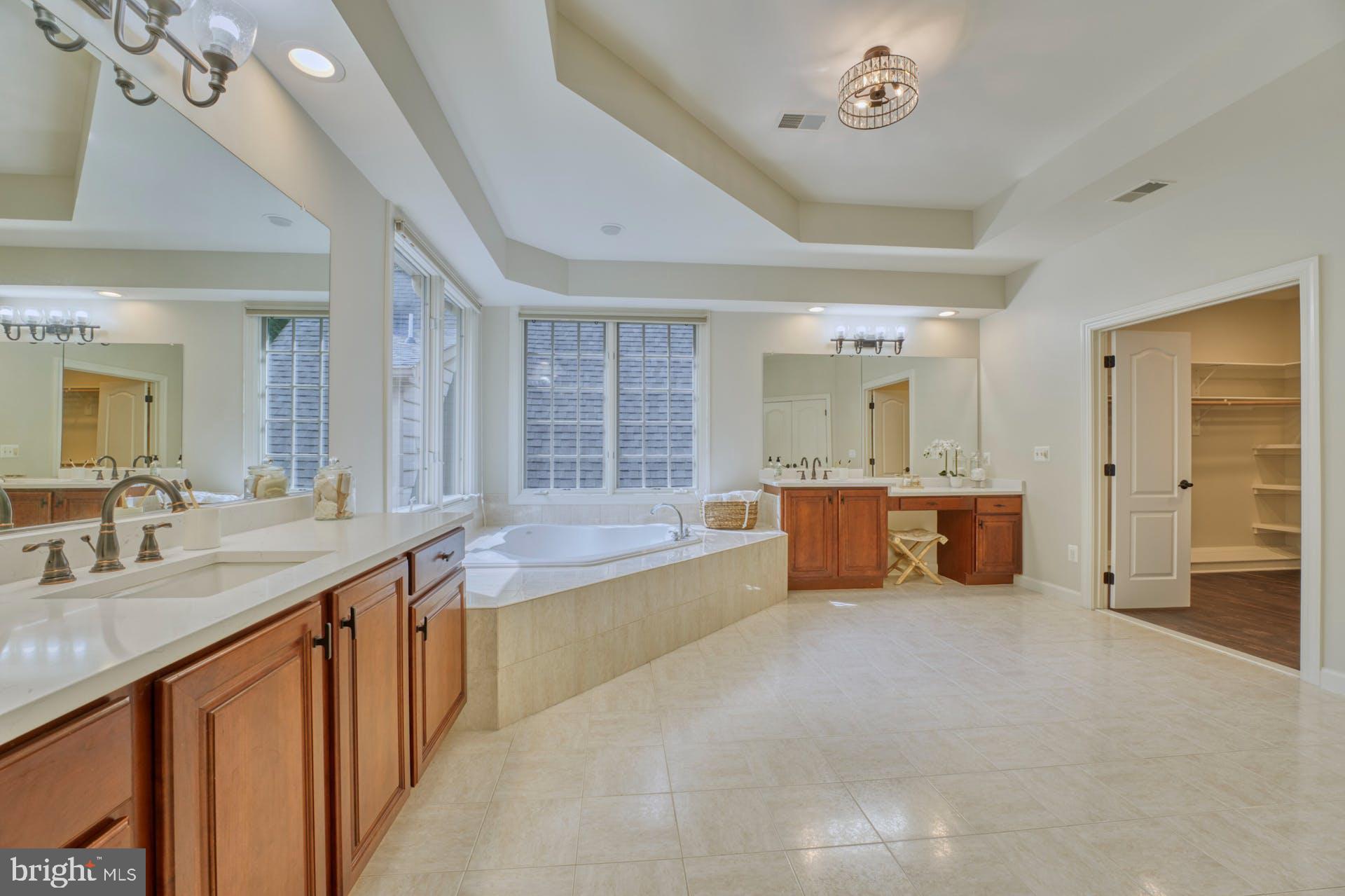 BEACON HILL - Residential