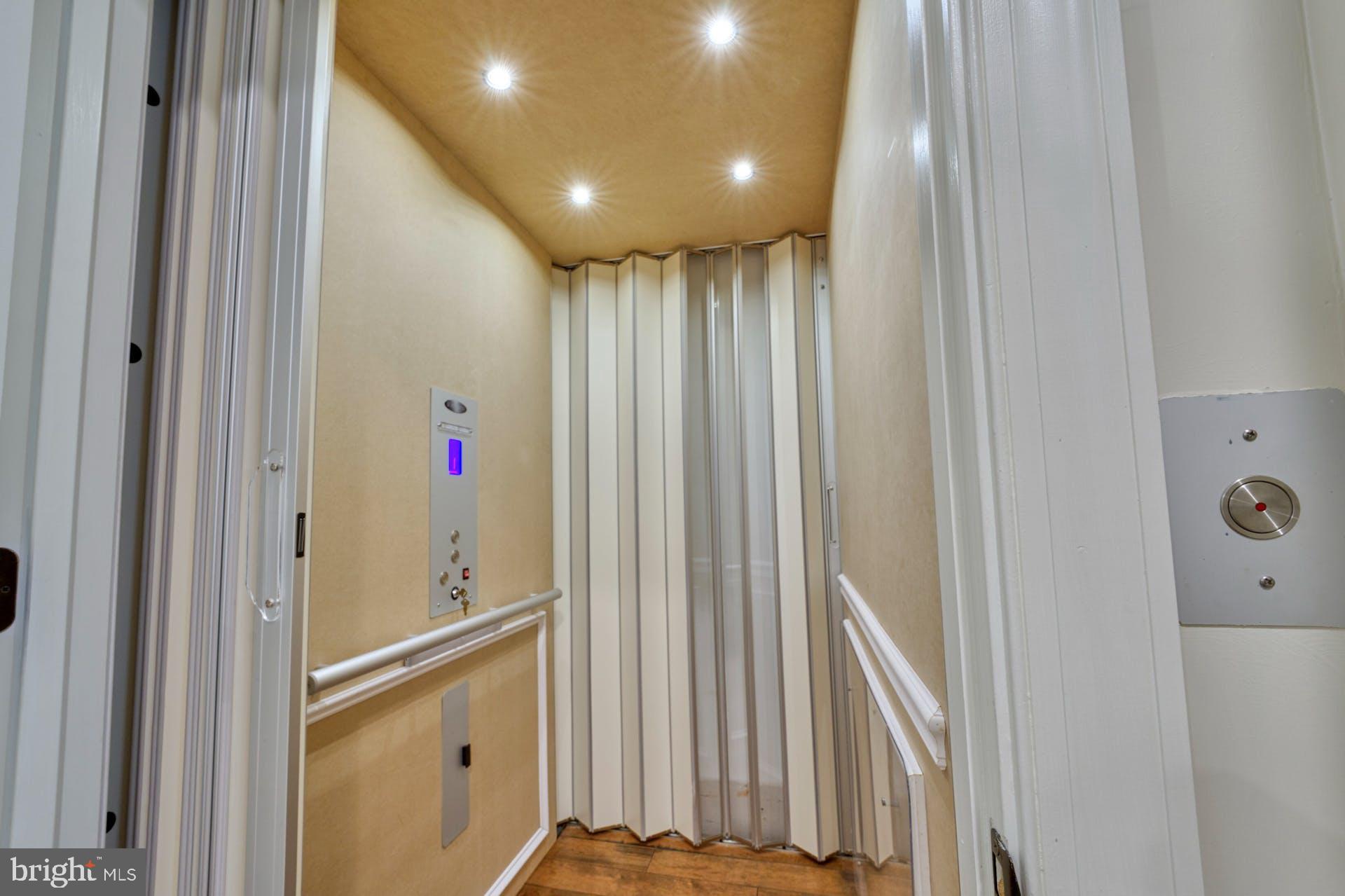 BEACON HILL - Residential