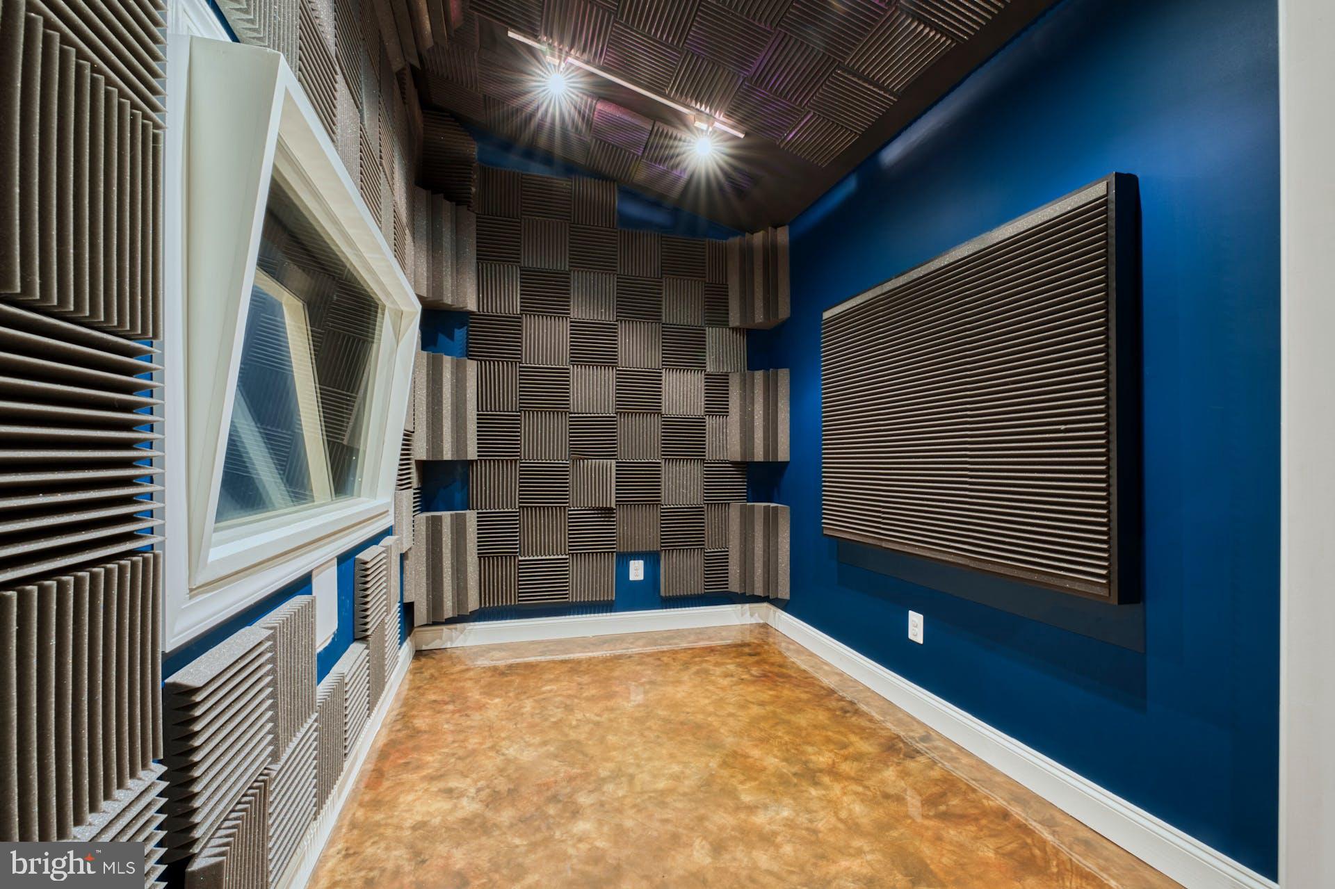 BEACON HILL - Residential