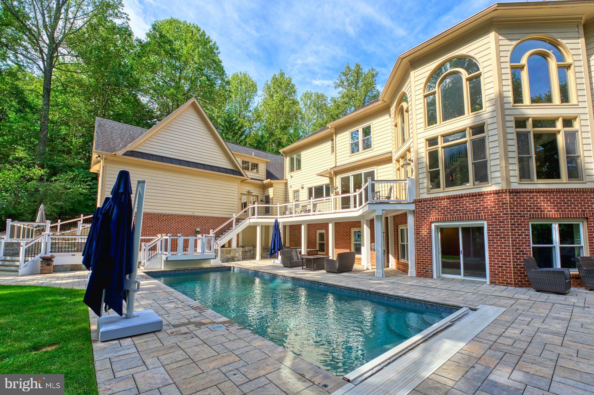 BEACON HILL - Residential