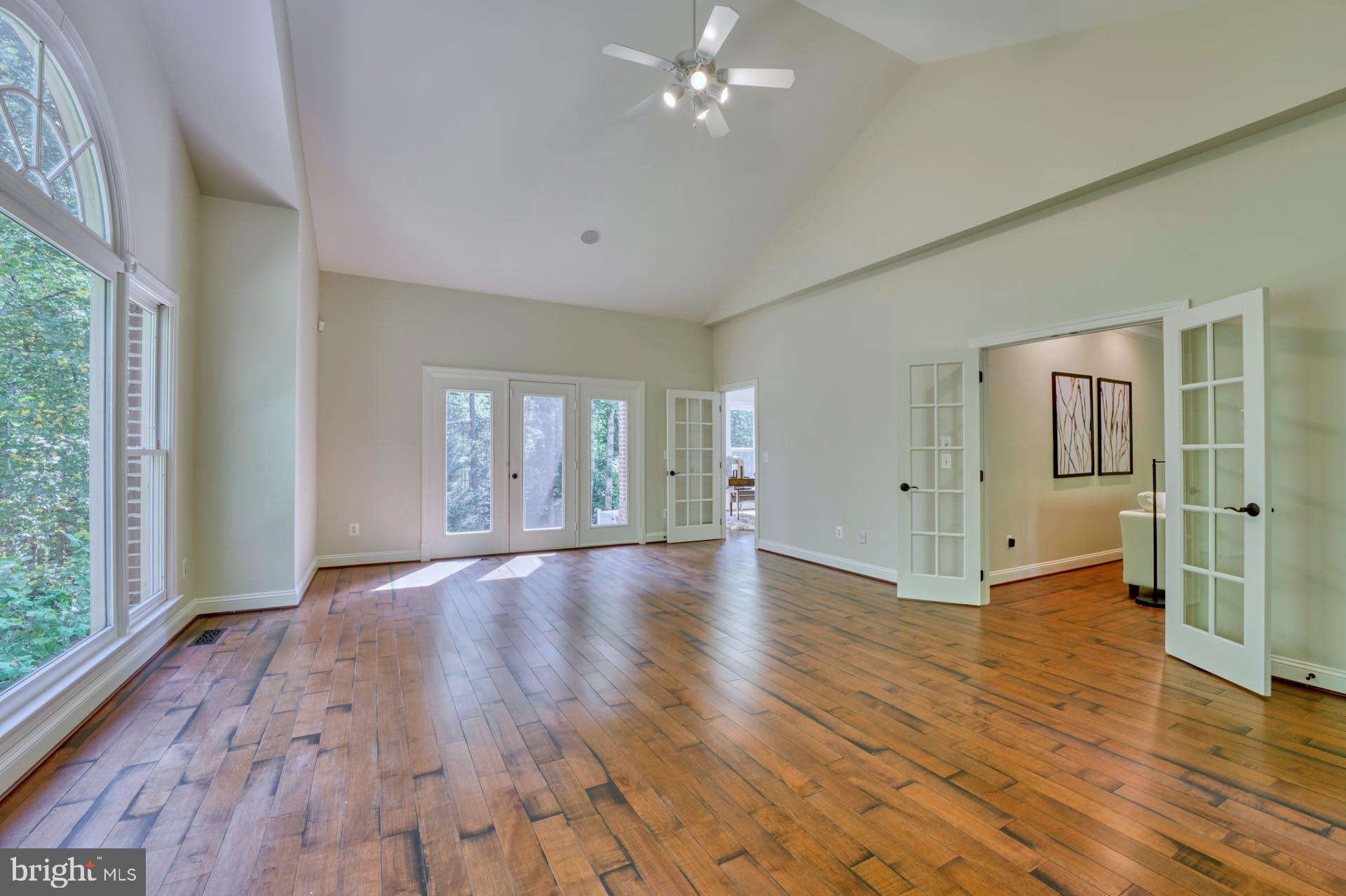 BEACON HILL - Residential